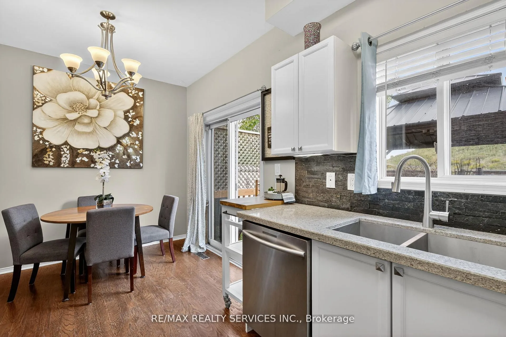 Photo 13 of 12 Hesketh Court, Caledon, Rural Caledon — HOMEH