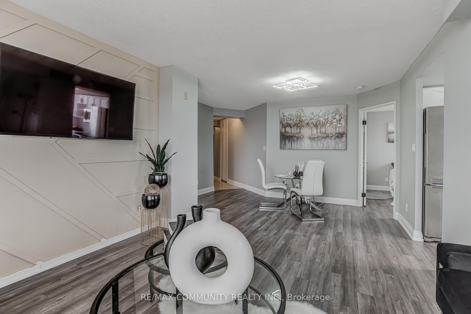 Photo 10 of Unit 704, 1625 Pickering Parkway, Pickering, Village East — HOMEH