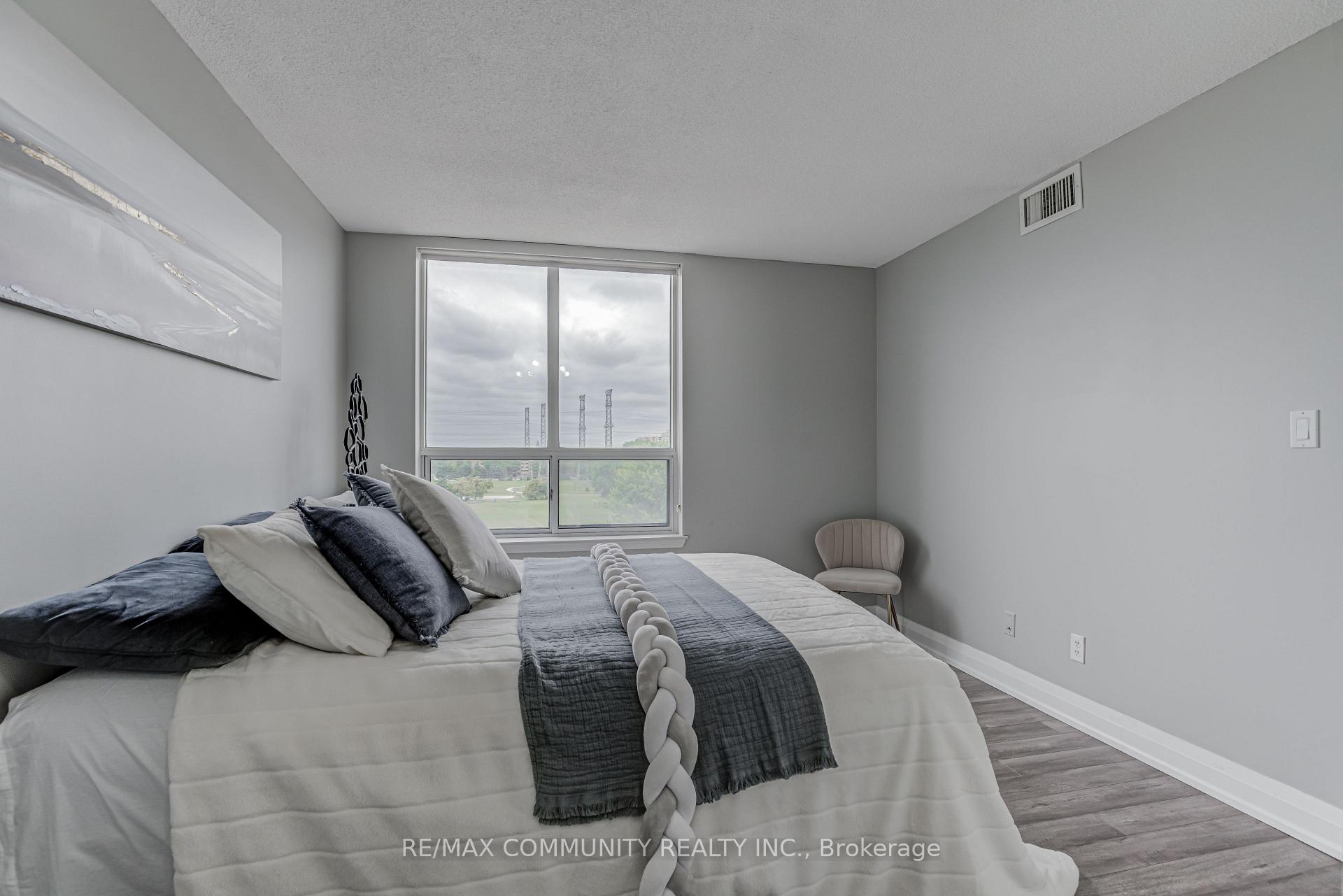 Photo 20 of Unit 704, 1625 Pickering Parkway, Pickering, Village East — HOMEH