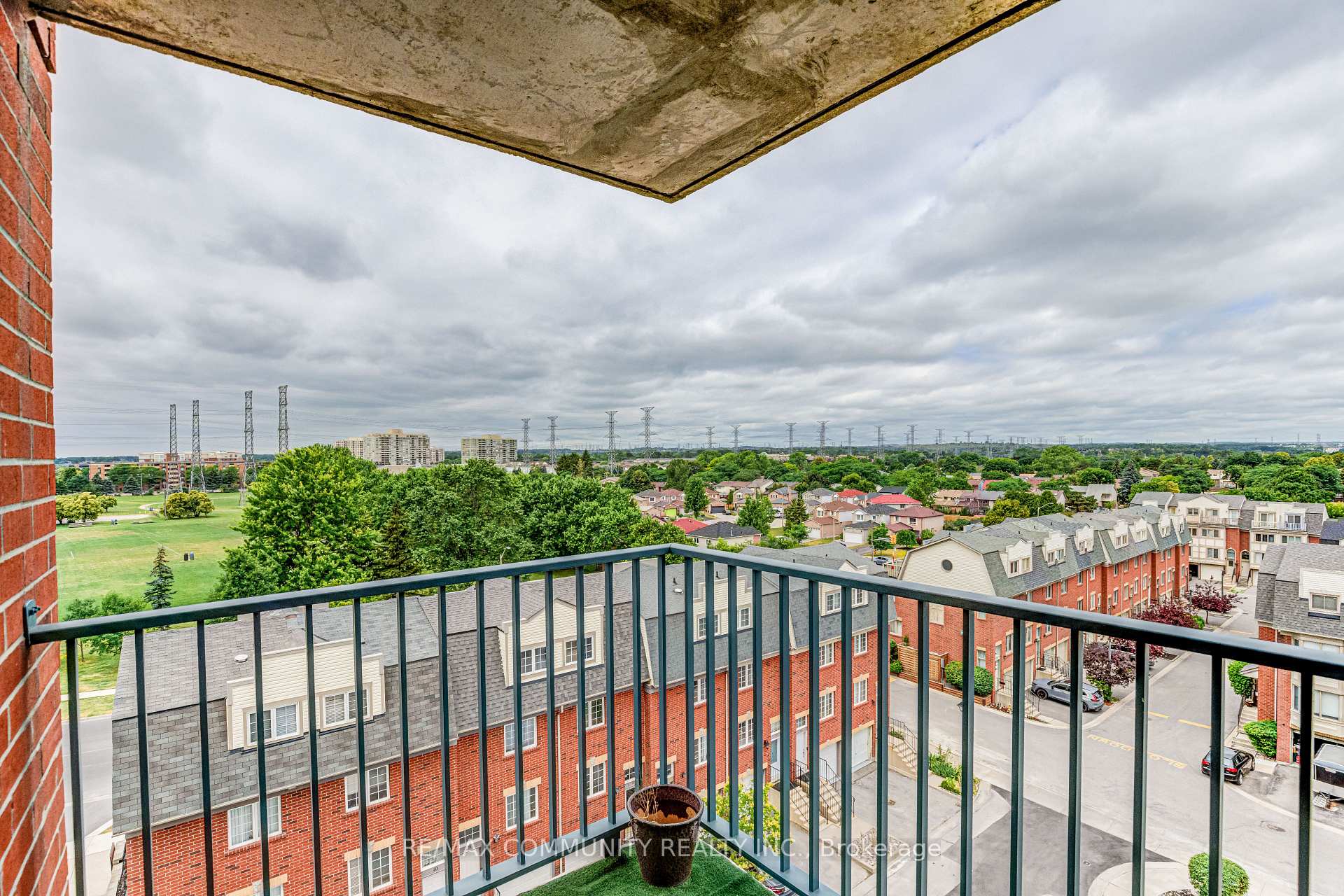 Photo 28 of Unit 704, 1625 Pickering Parkway, Pickering, Village East — HOMEH