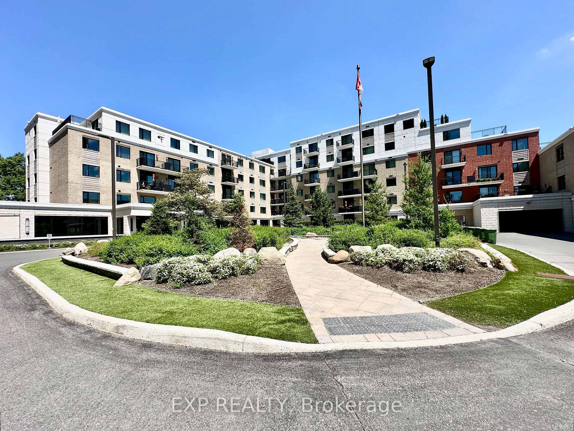 Photo 1 of Unit 405, 1425 Vanier Parkway, Ottawa, Overbrook/Castle Heights — HOMEH