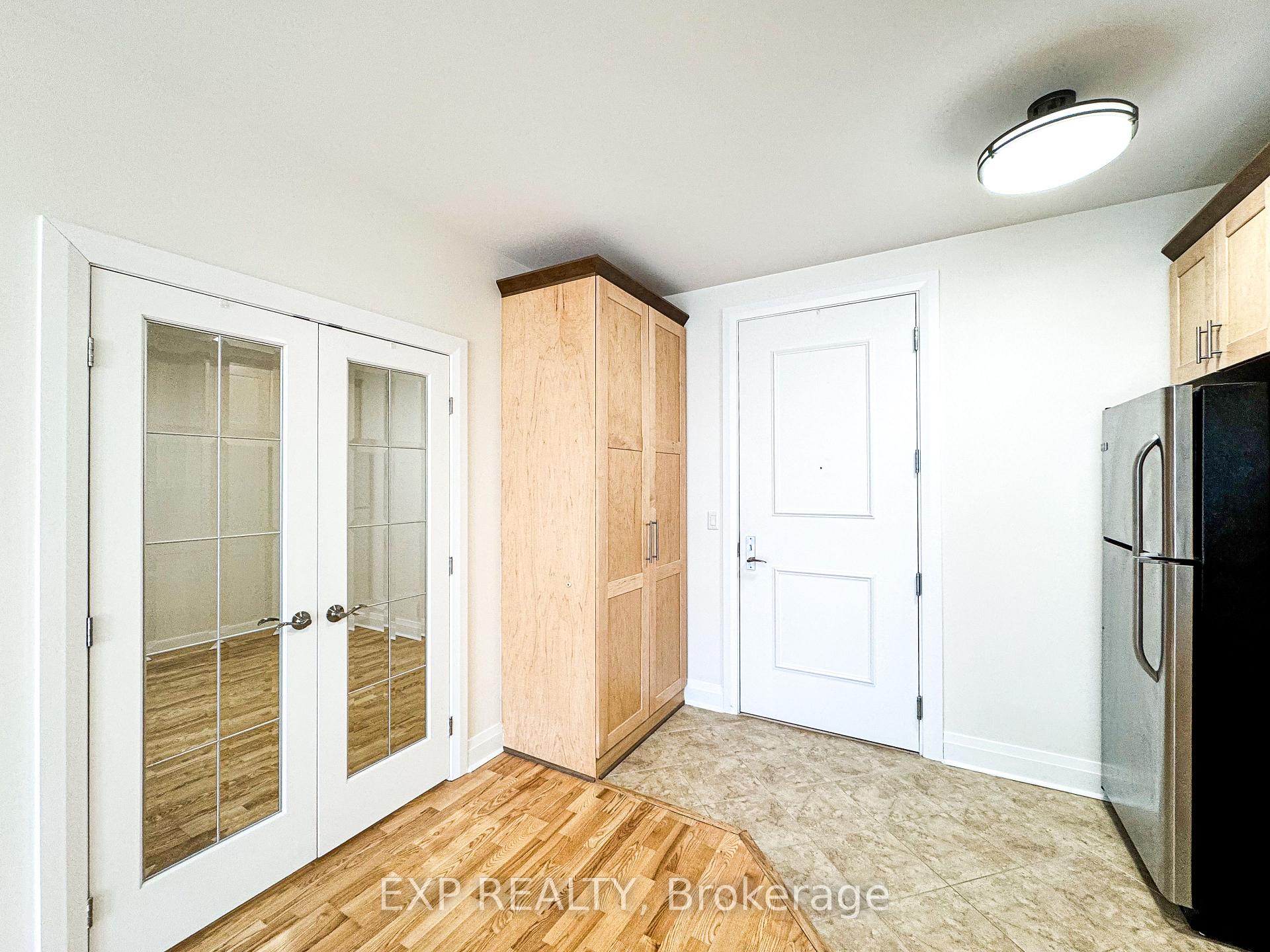 Photo 8 of Unit 405, 1425 Vanier Parkway, Ottawa, Overbrook/Castle Heights — HOMEH
