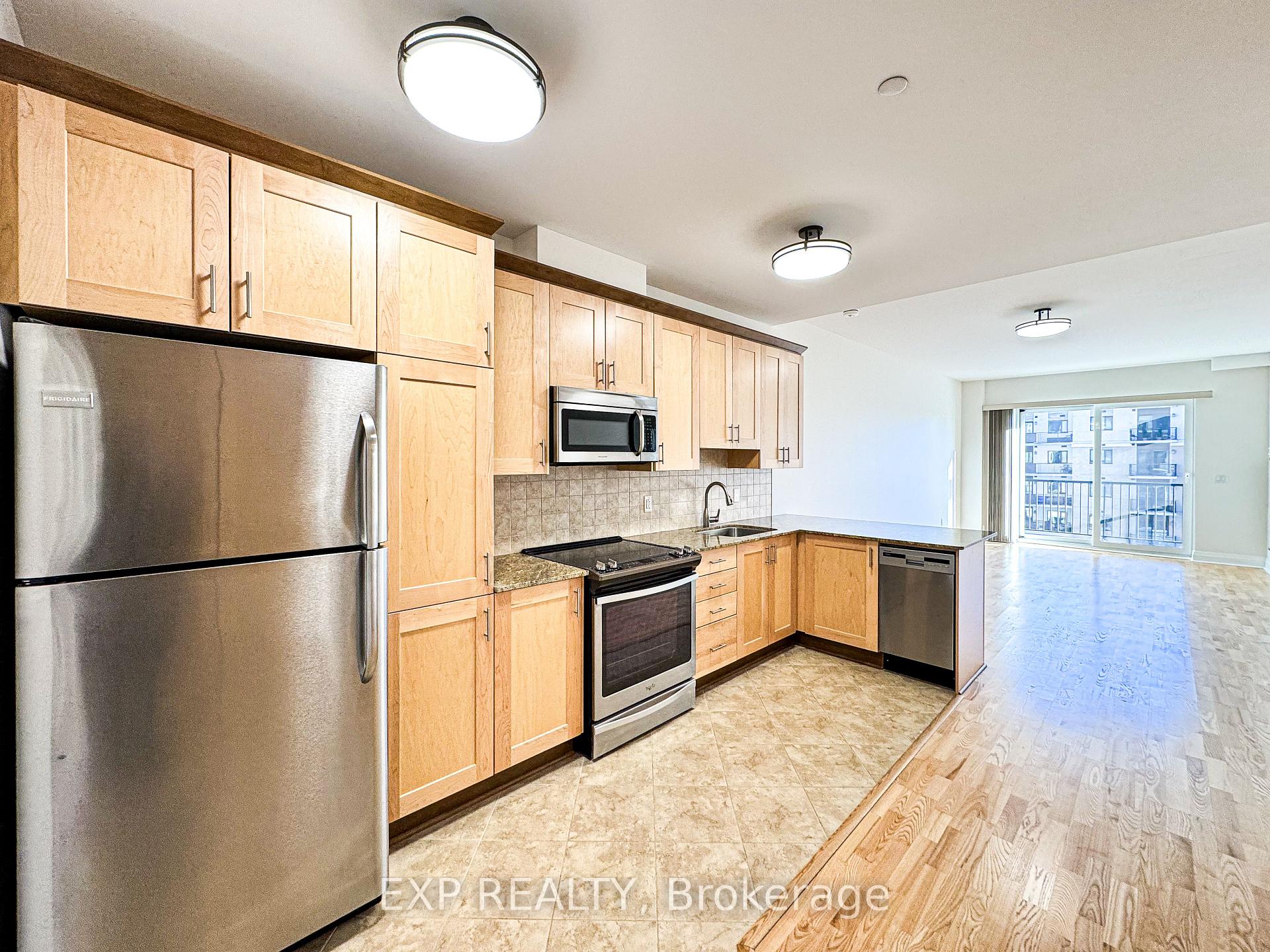 Photo 12 of Unit 405, 1425 Vanier Parkway, Ottawa, Overbrook/Castle Heights — HOMEH