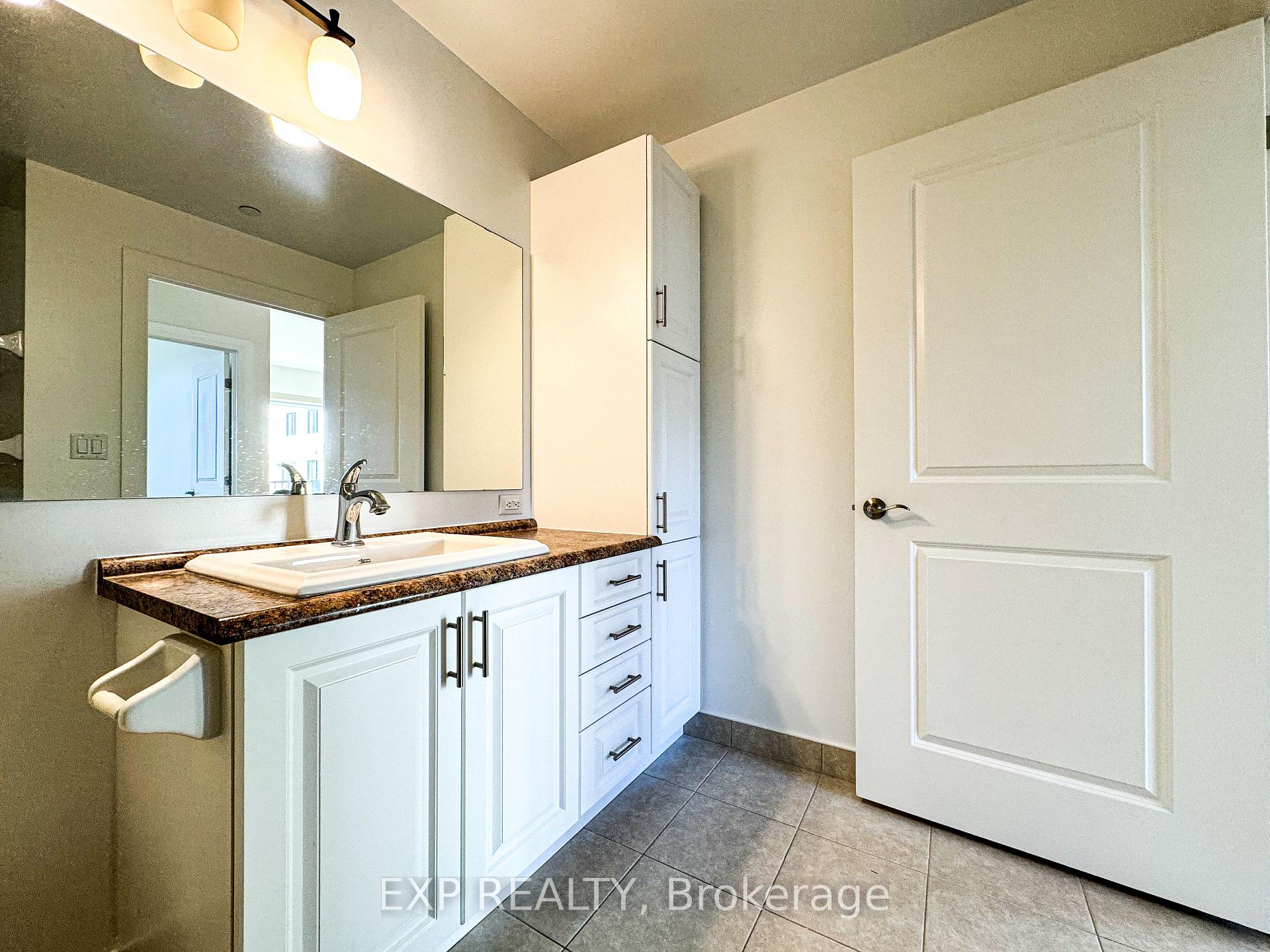Photo 20 of Unit 405, 1425 Vanier Parkway, Ottawa, Overbrook/Castle Heights — HOMEH
