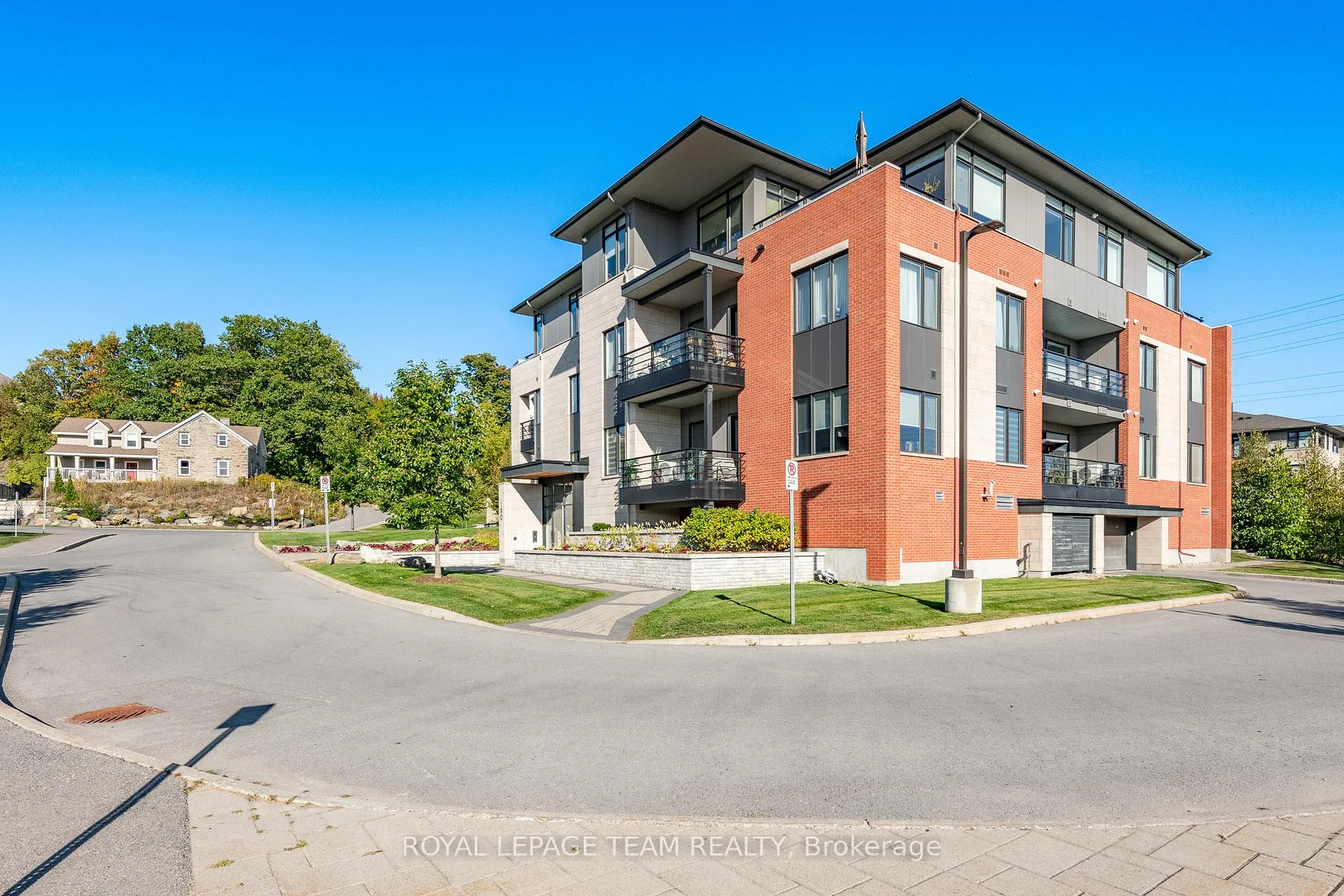 Photo 2 of Unit 302, 190 Boundstone Way, Ottawa, Kanata - Kanata Lakes/Heritage Hills — HOMEH