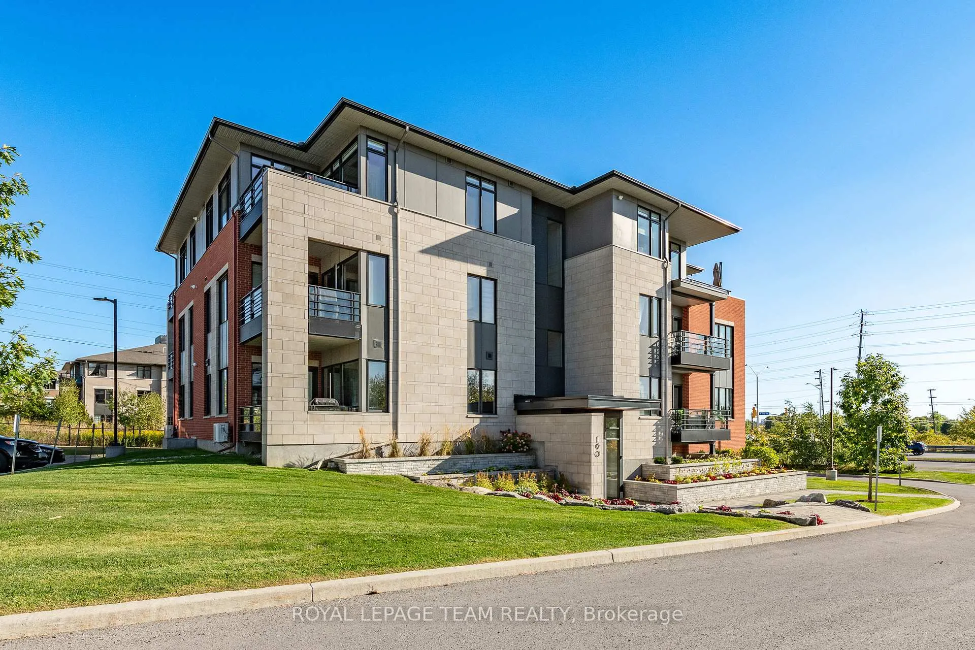 Photo 3 of Unit 302, 190 Boundstone Way, Ottawa, Kanata - Kanata Lakes/Heritage Hills — HOMEH