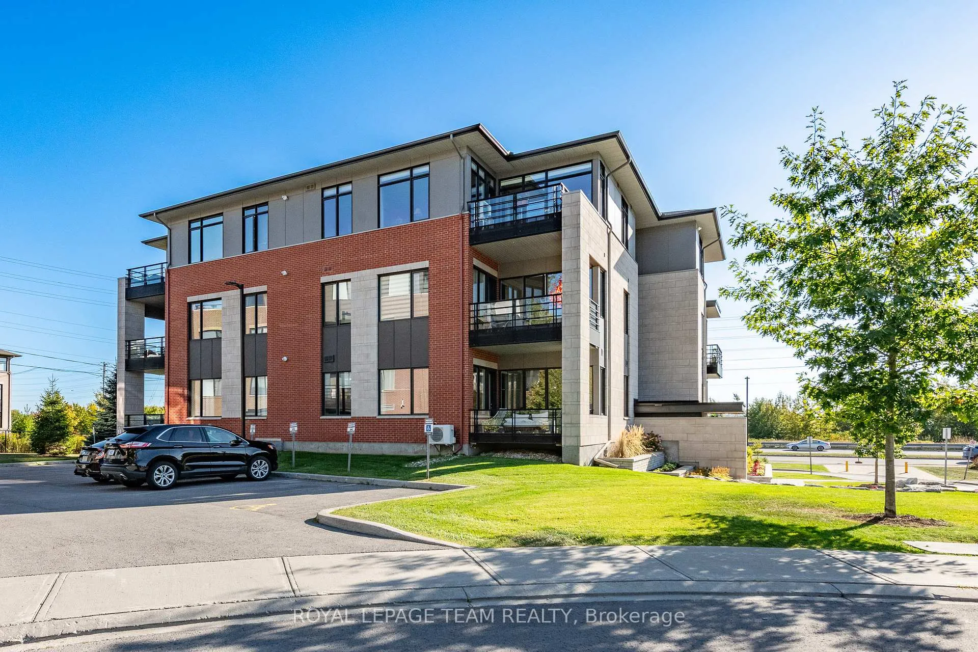 Photo 4 of Unit 302, 190 Boundstone Way, Ottawa, Kanata - Kanata Lakes/Heritage Hills — HOMEH