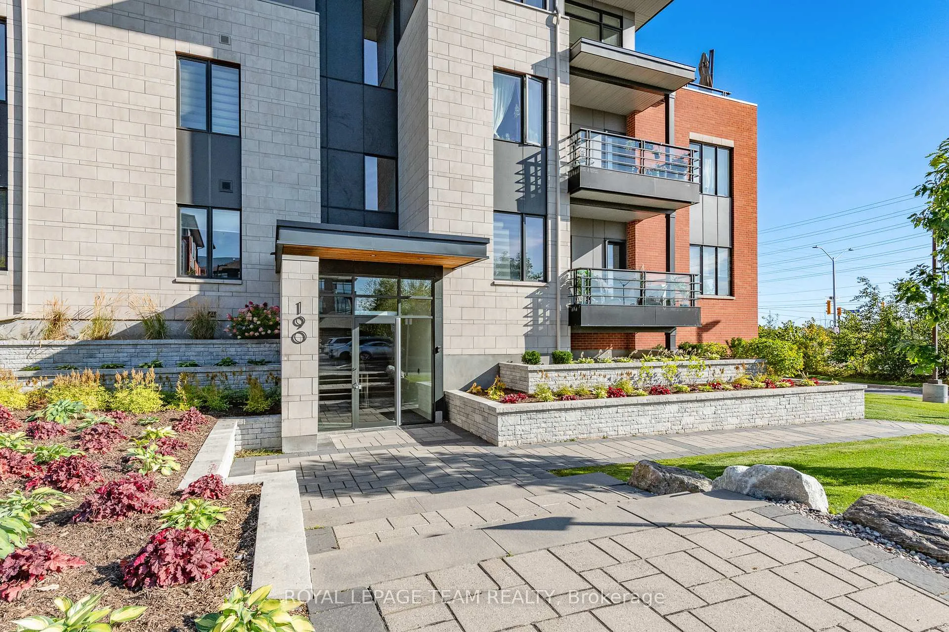 Photo 5 of Unit 302, 190 Boundstone Way, Ottawa, Kanata - Kanata Lakes/Heritage Hills — HOMEH