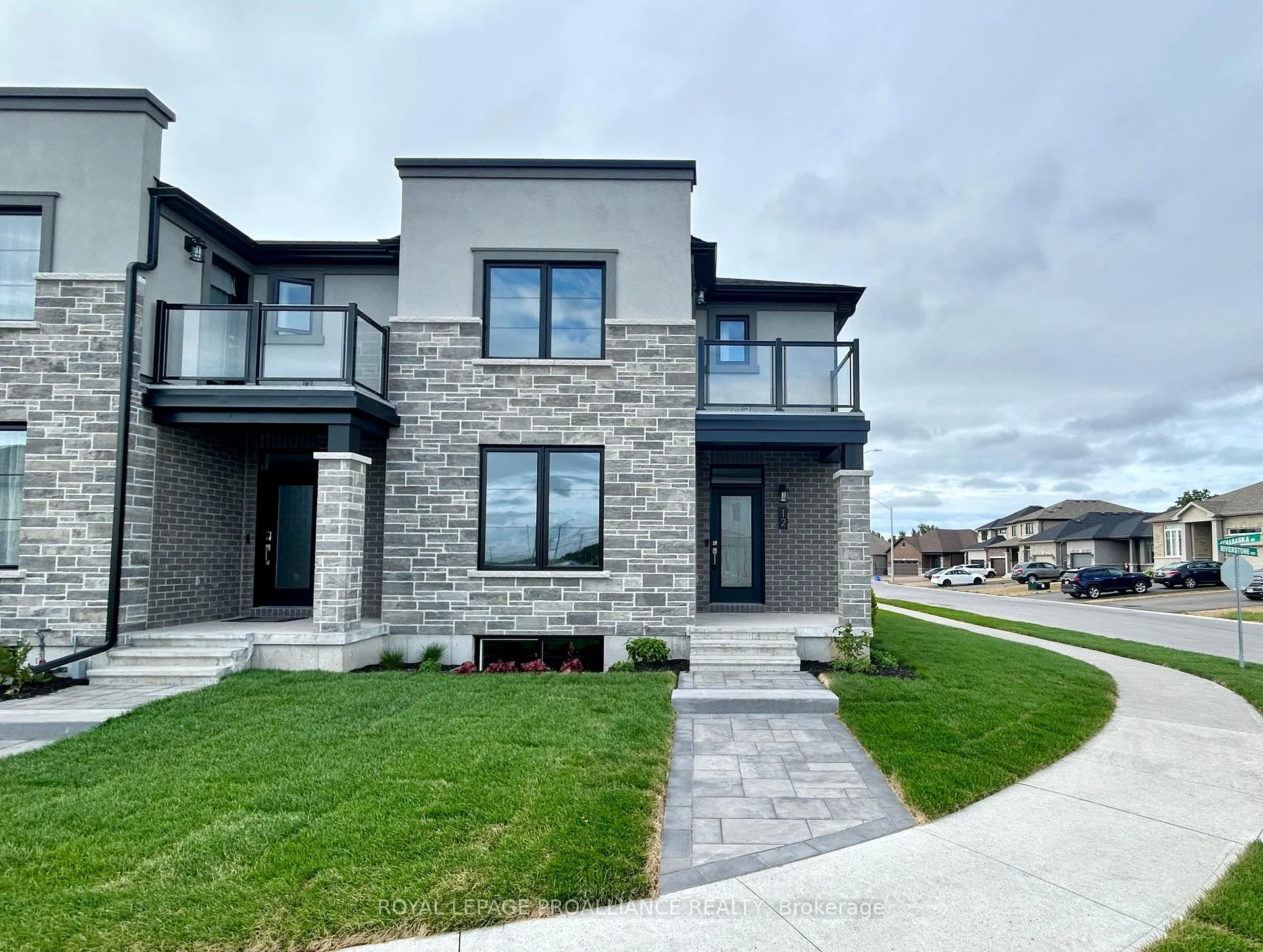 Photo 1 of 12 Riverstone Way, Belleville, Thurlow Ward — HOMEH