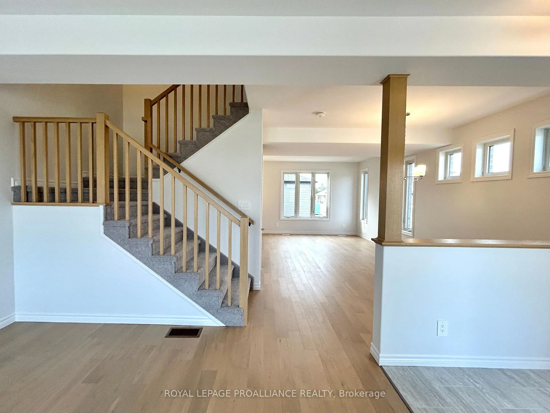 Photo 4 of 12 Riverstone Way, Belleville, Thurlow Ward — HOMEH