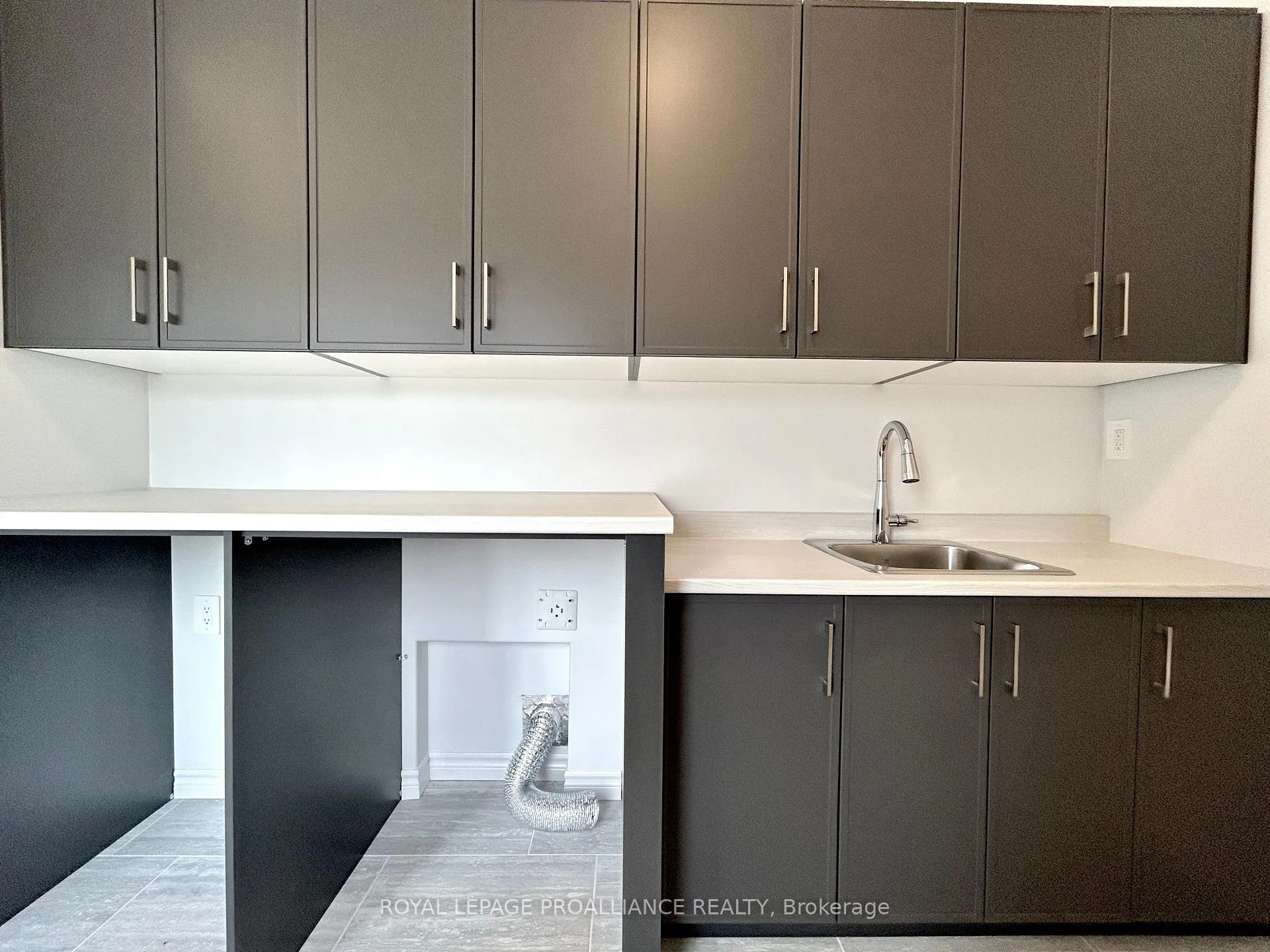 Photo 12 of 12 Riverstone Way, Belleville, Thurlow Ward — HOMEH