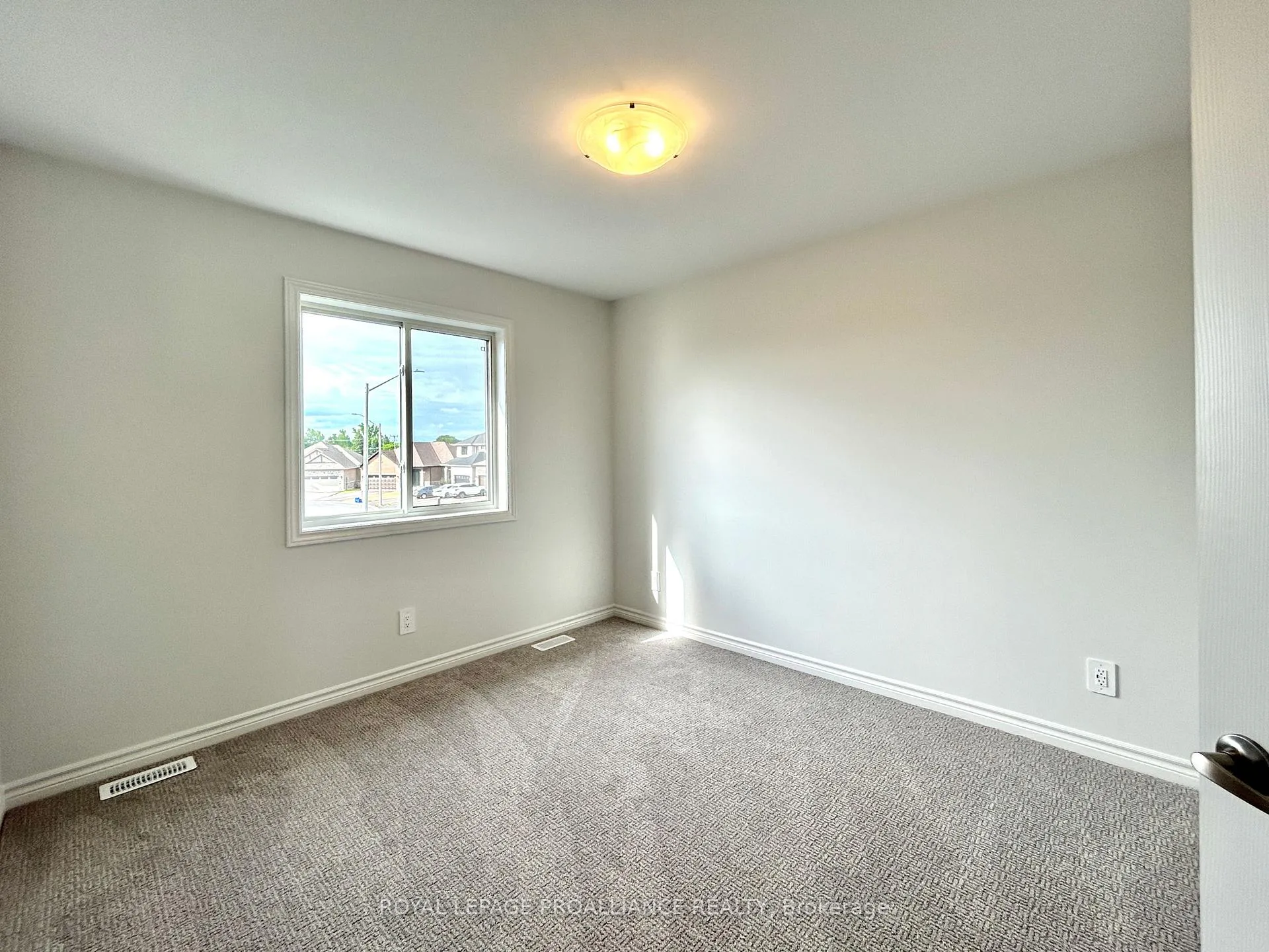 Photo 22 of 12 Riverstone Way, Belleville, Thurlow Ward — HOMEH