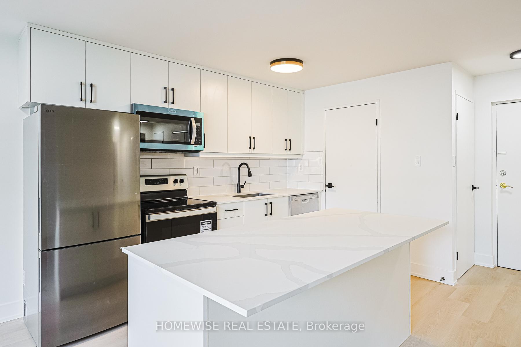 Photo 6 of Unit 10, 81 Ontario Street, Clarington, Bowmanville — HOMEH