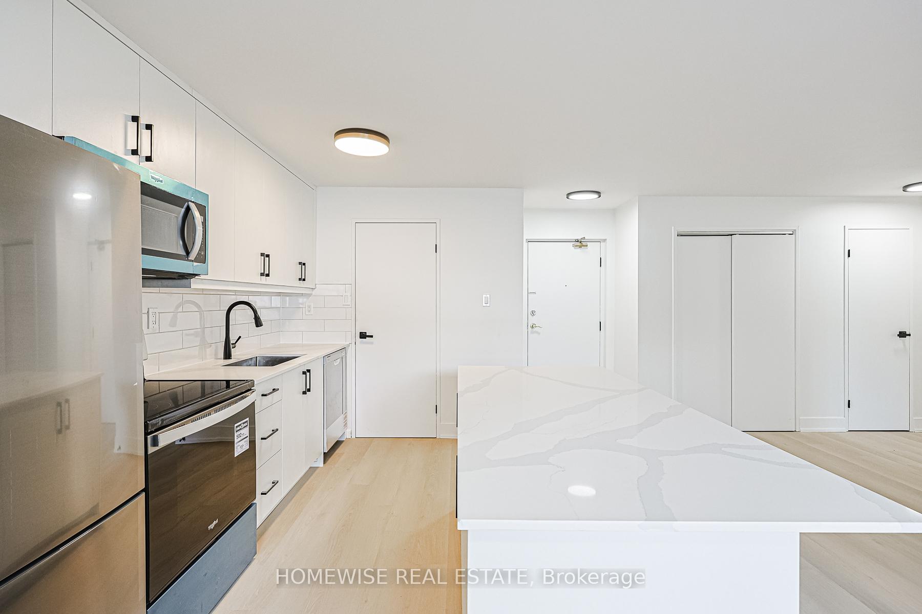 Photo 7 of Unit 10, 81 Ontario Street, Clarington, Bowmanville — HOMEH