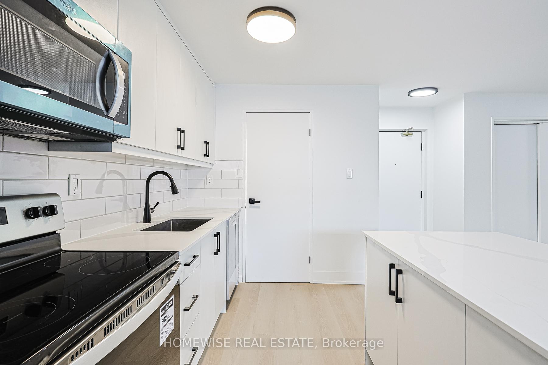 Photo 8 of Unit 10, 81 Ontario Street, Clarington, Bowmanville — HOMEH
