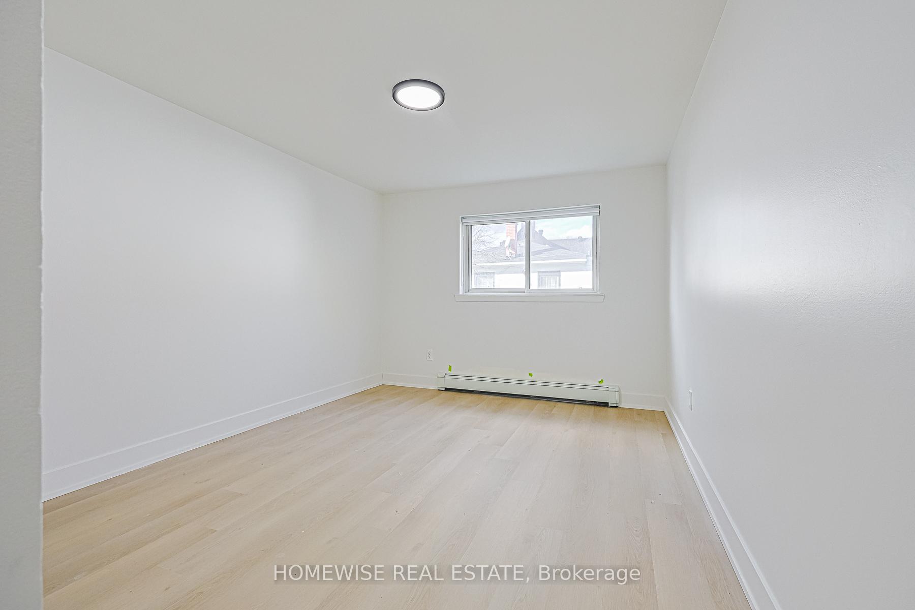 Photo 18 of Unit 10, 81 Ontario Street, Clarington, Bowmanville — HOMEH