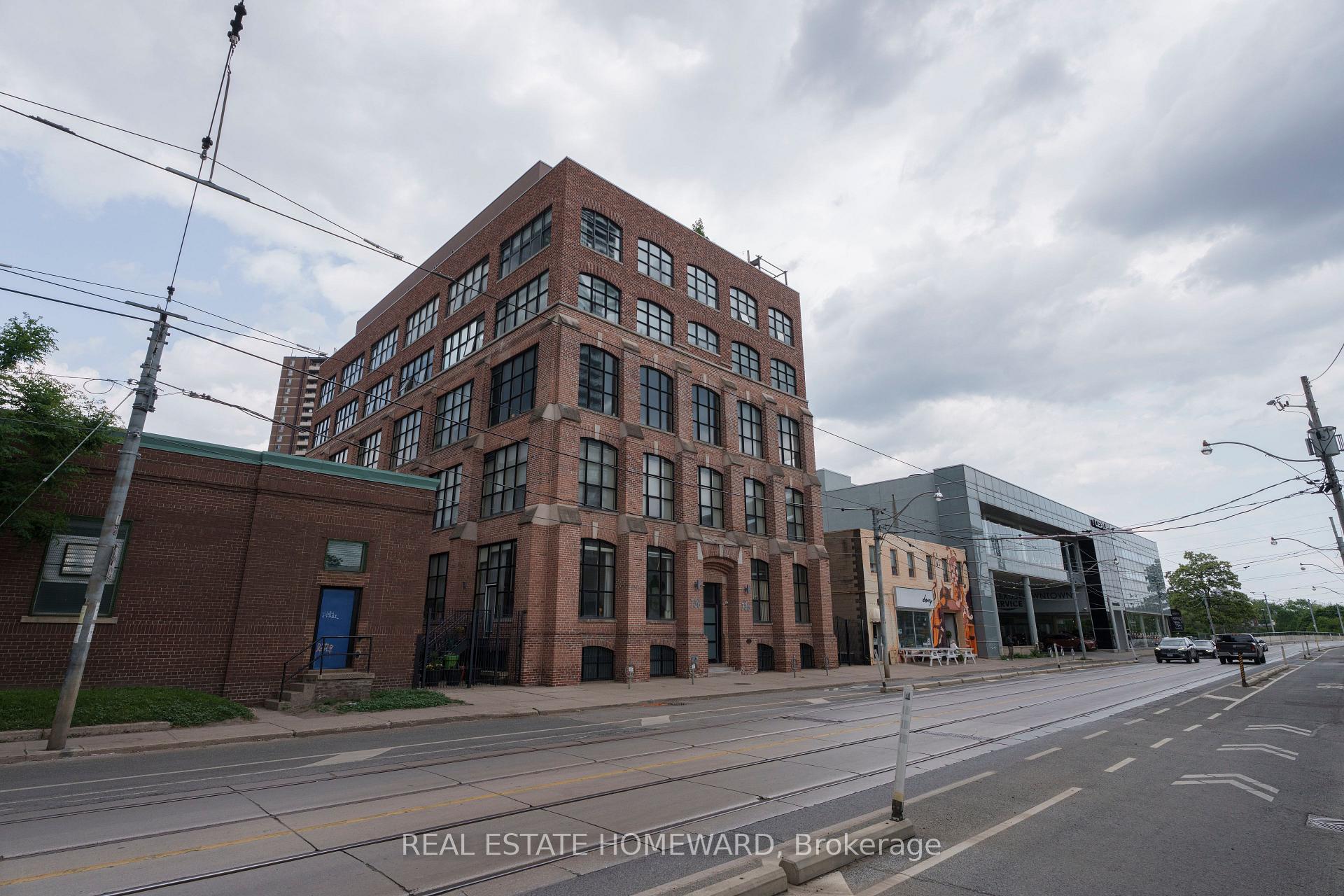 Photo 2 of Unit 607, 736 Dundas Street E, Toronto, Regent Park — HOMEH