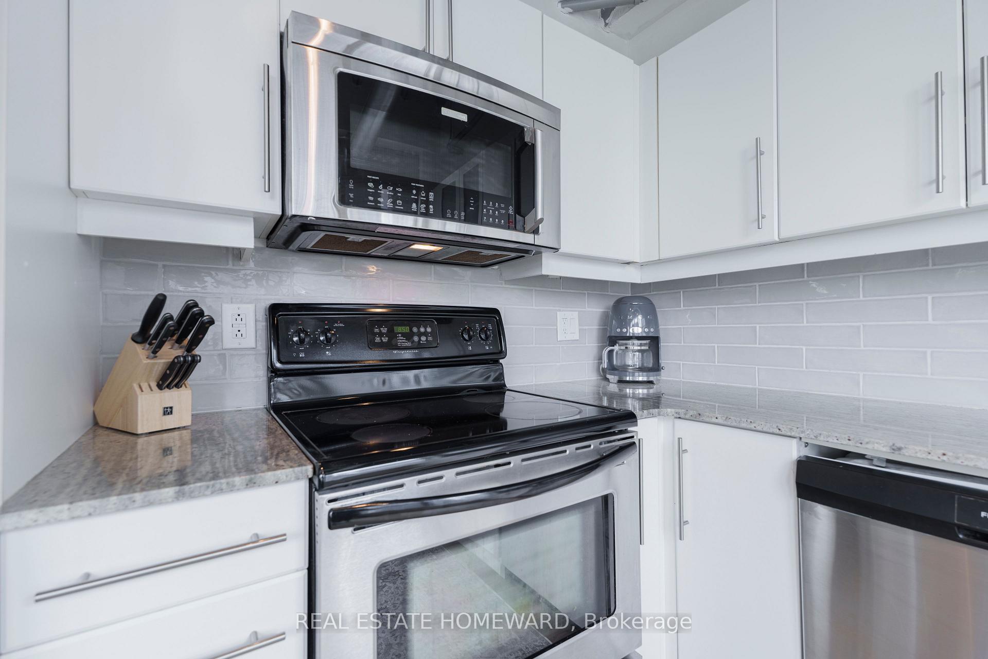 Photo 9 of Unit 607, 736 Dundas Street E, Toronto, Regent Park — HOMEH