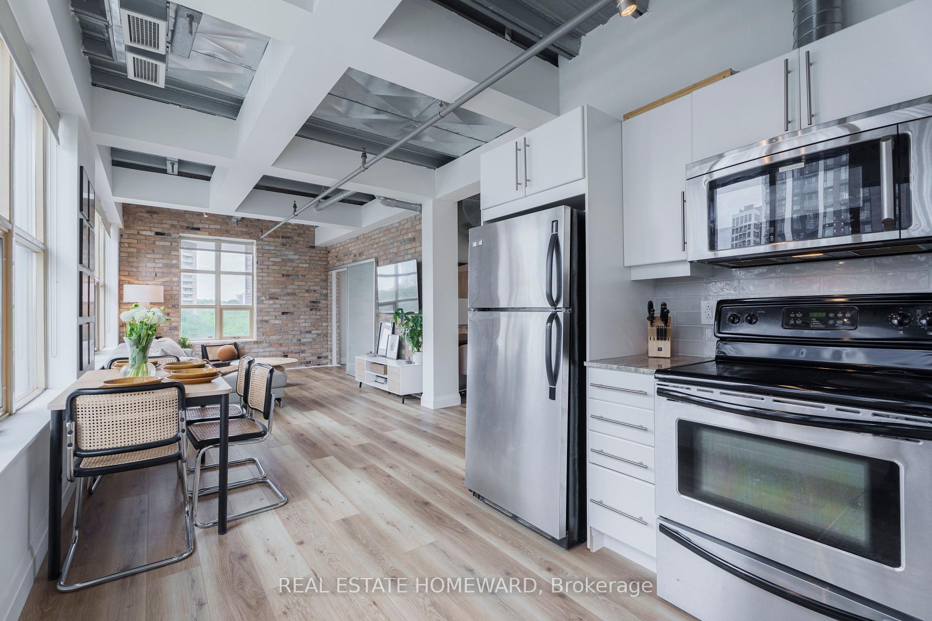 Photo 11 of Unit 607, 736 Dundas Street E, Toronto, Regent Park — HOMEH