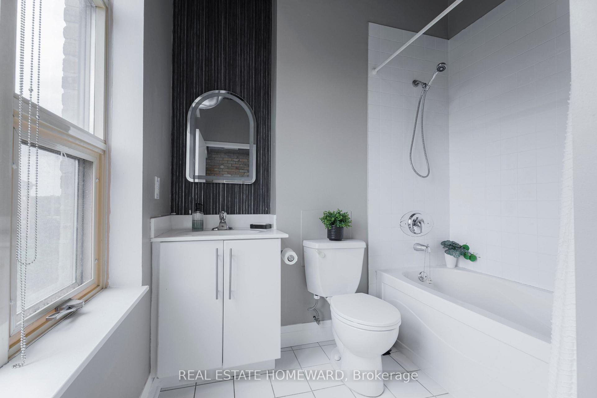 Photo 23 of Unit 607, 736 Dundas Street E, Toronto, Regent Park — HOMEH