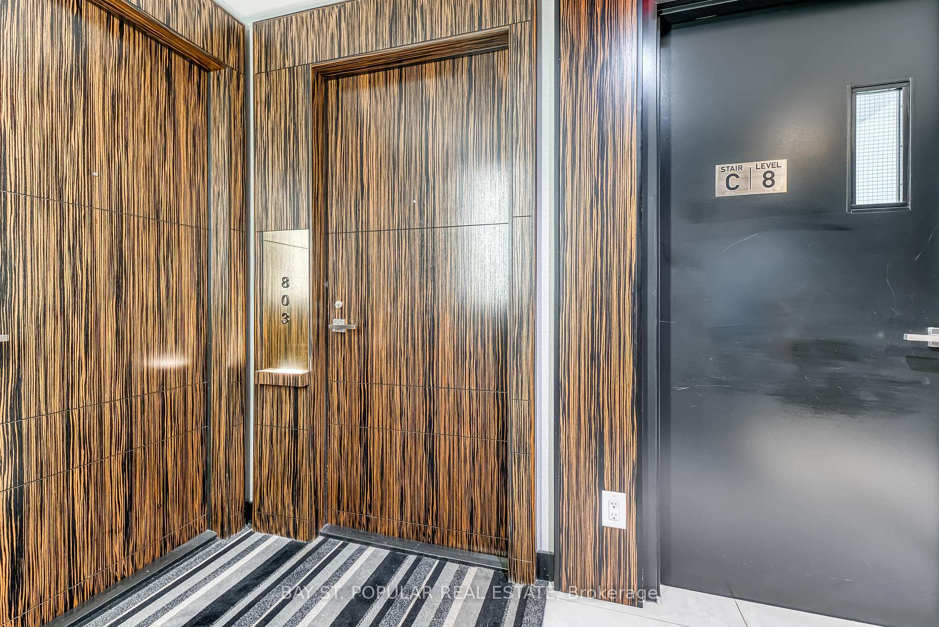 Photo 6 of Unit 803, 3018 Yonge Street, Toronto, Lawrence Park South — HOMEH