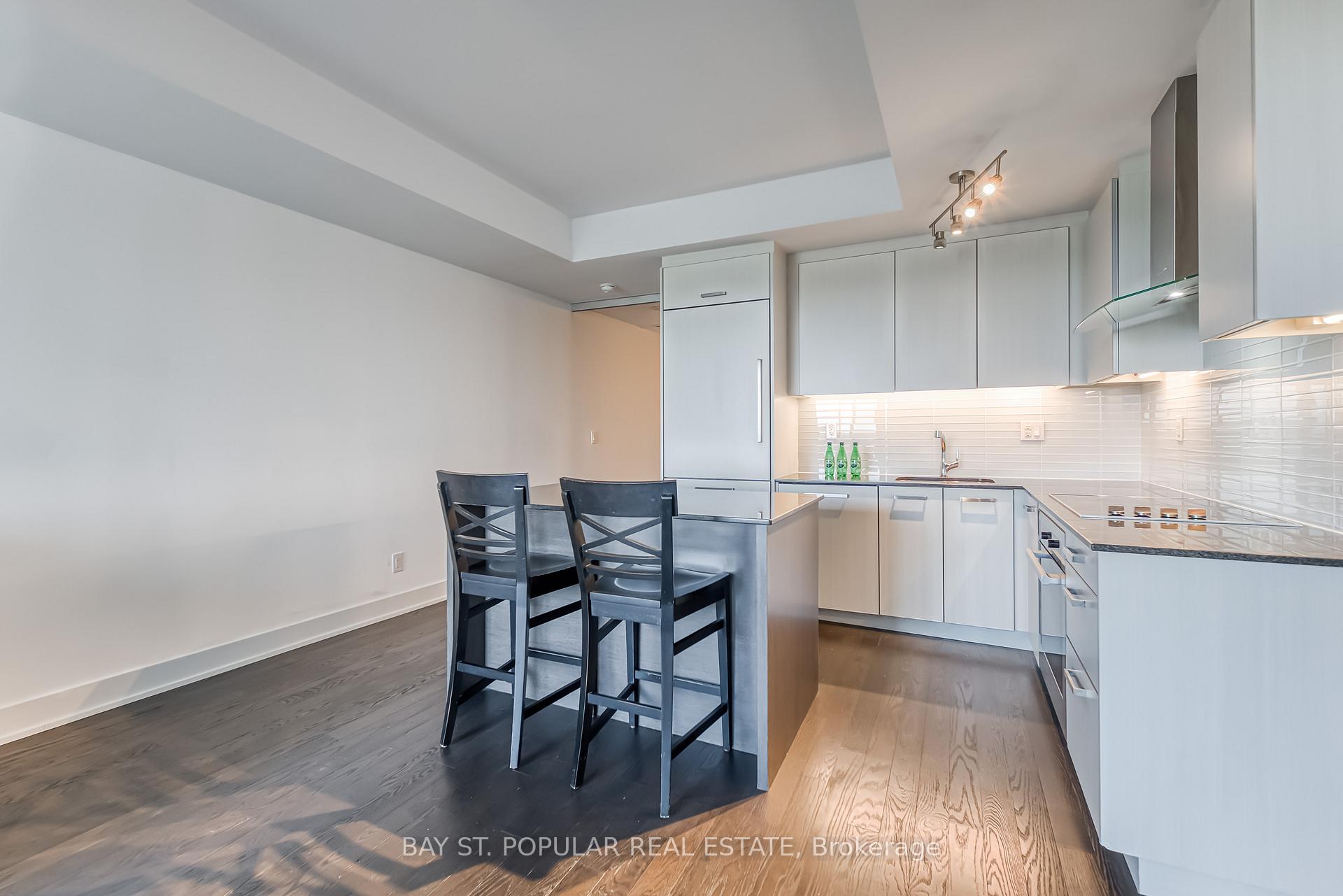 Photo 8 of Unit 803, 3018 Yonge Street, Toronto, Lawrence Park South — HOMEH