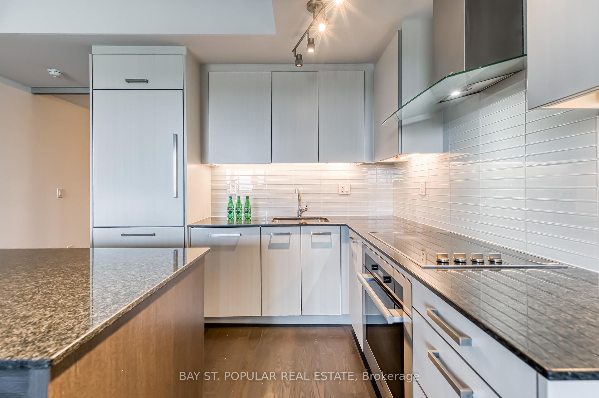 Photo 11 of Unit 803, 3018 Yonge Street, Toronto, Lawrence Park South — HOMEH