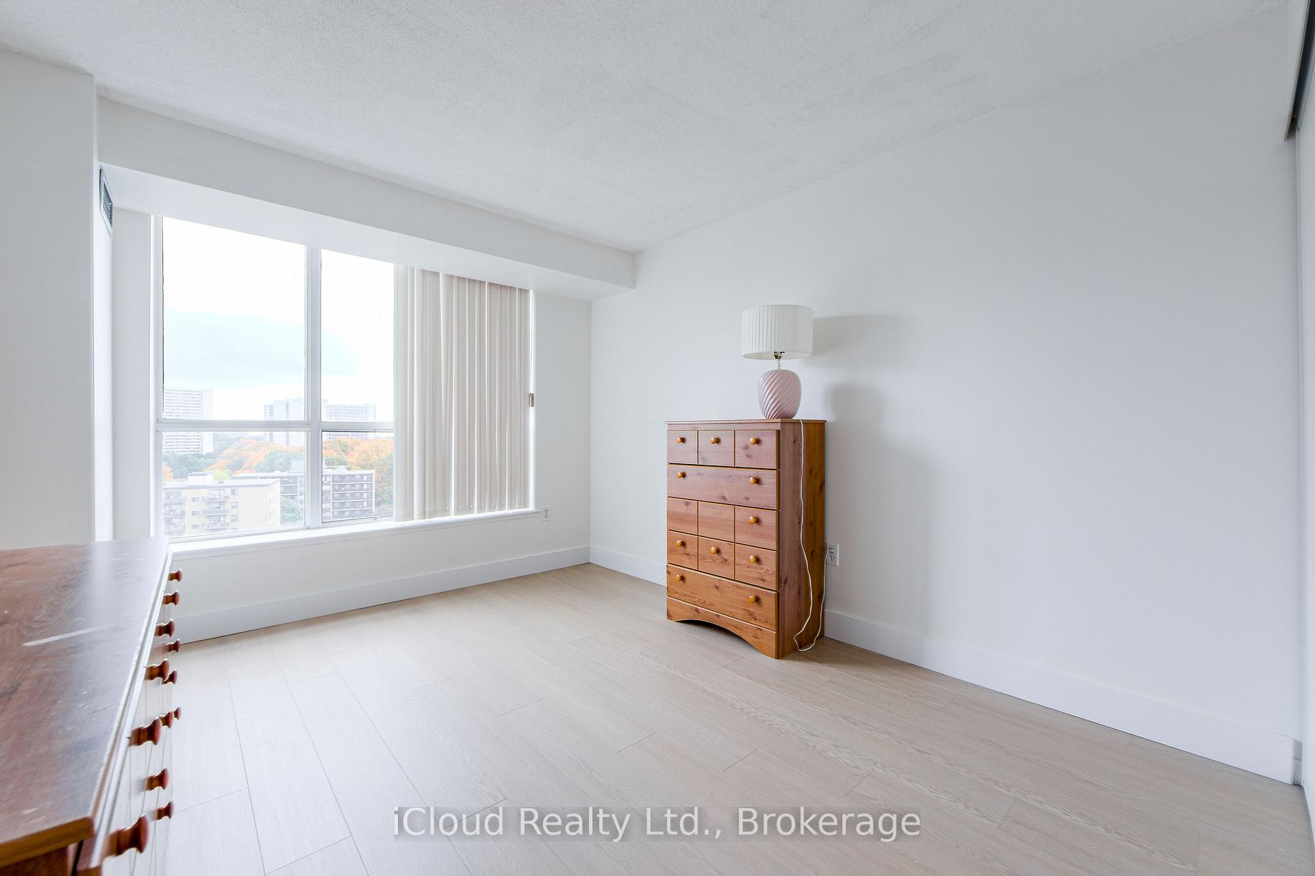 Photo 14 of Unit 1111, 21 Overlea Boulevard, Toronto, Thorncliffe Park — HOMEH