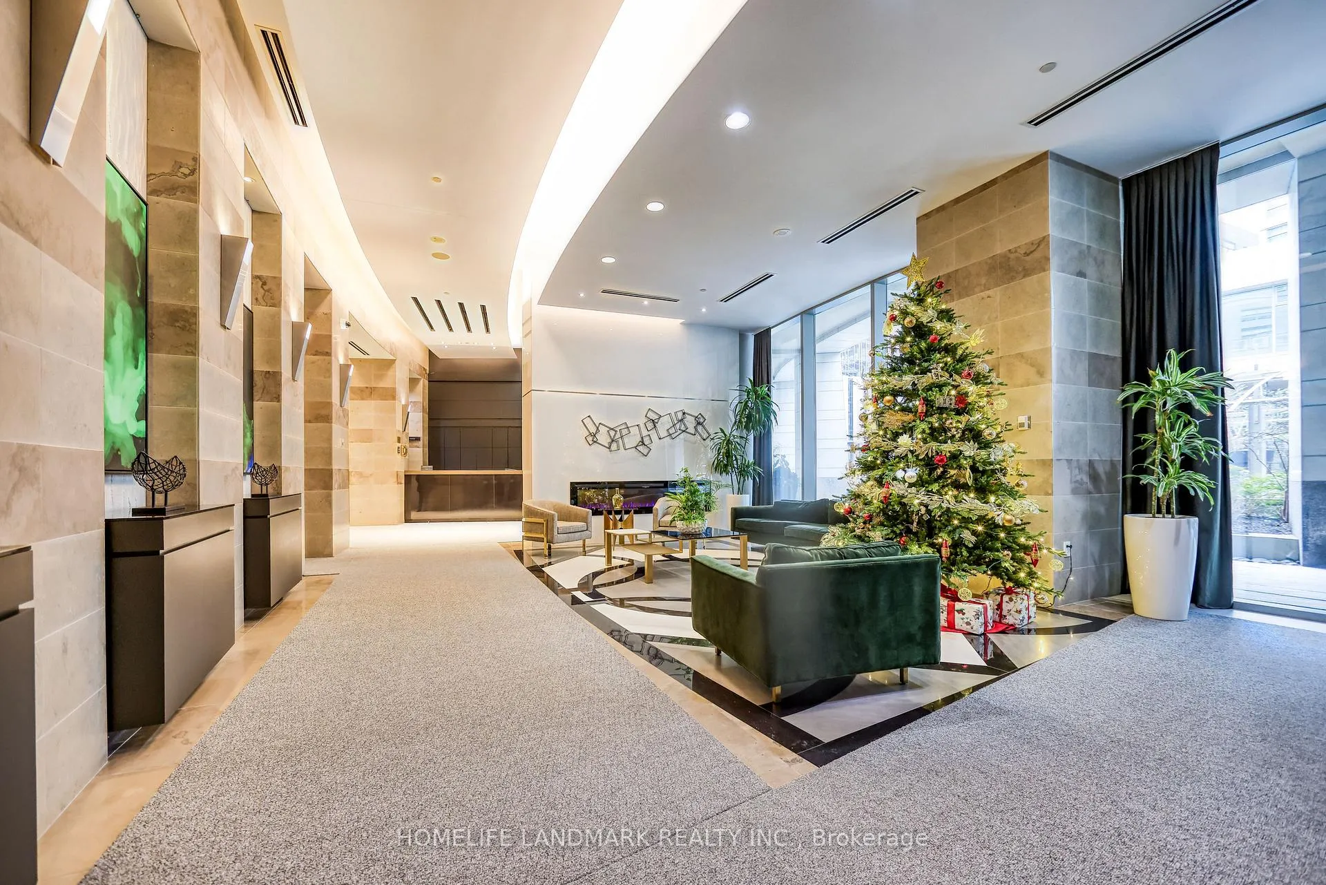 Photo 3 of Unit 2408, 2181 Yonge Street, Toronto, Mount Pleasant West — HOMEH