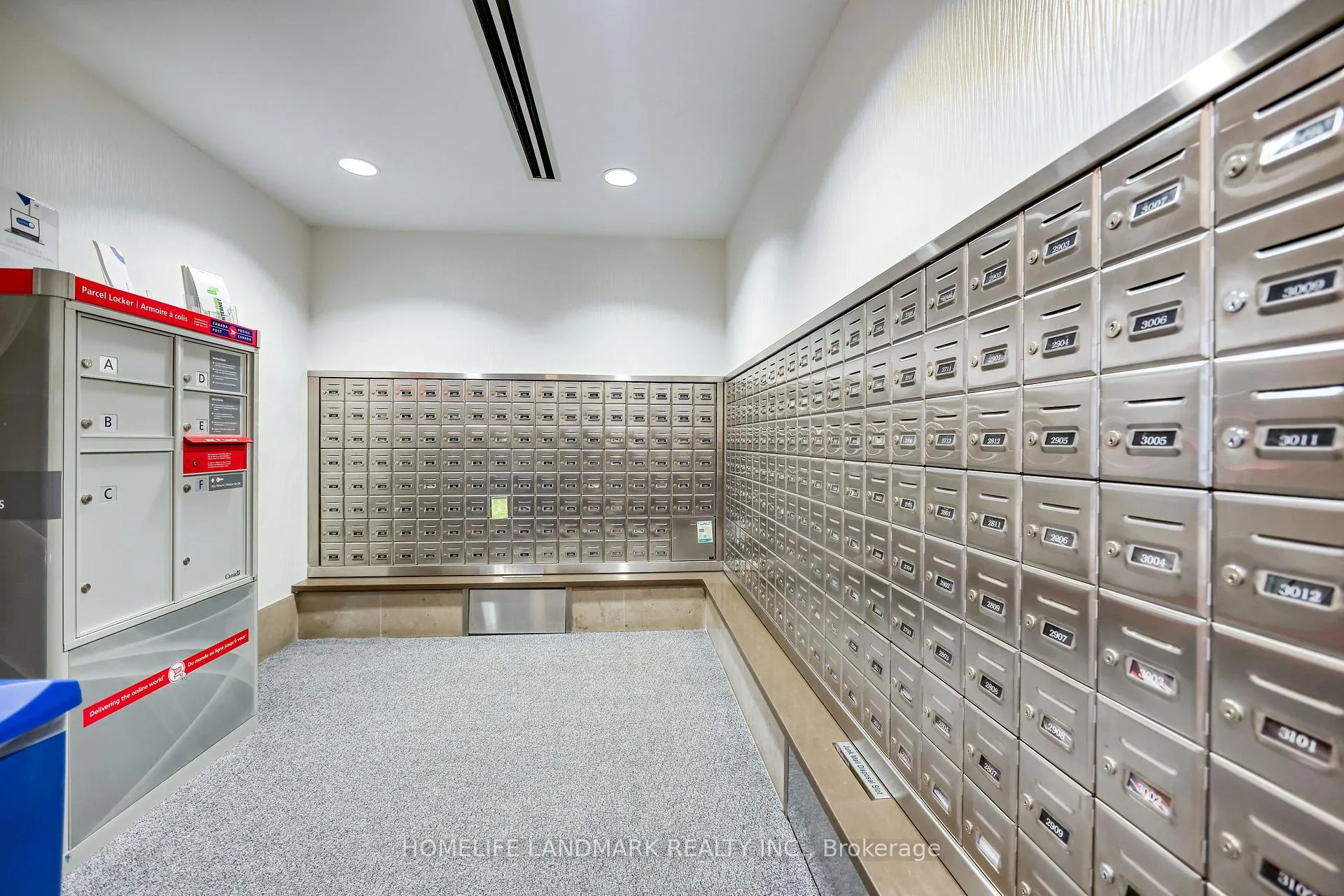 Photo 4 of Unit 2408, 2181 Yonge Street, Toronto, Mount Pleasant West — HOMEH