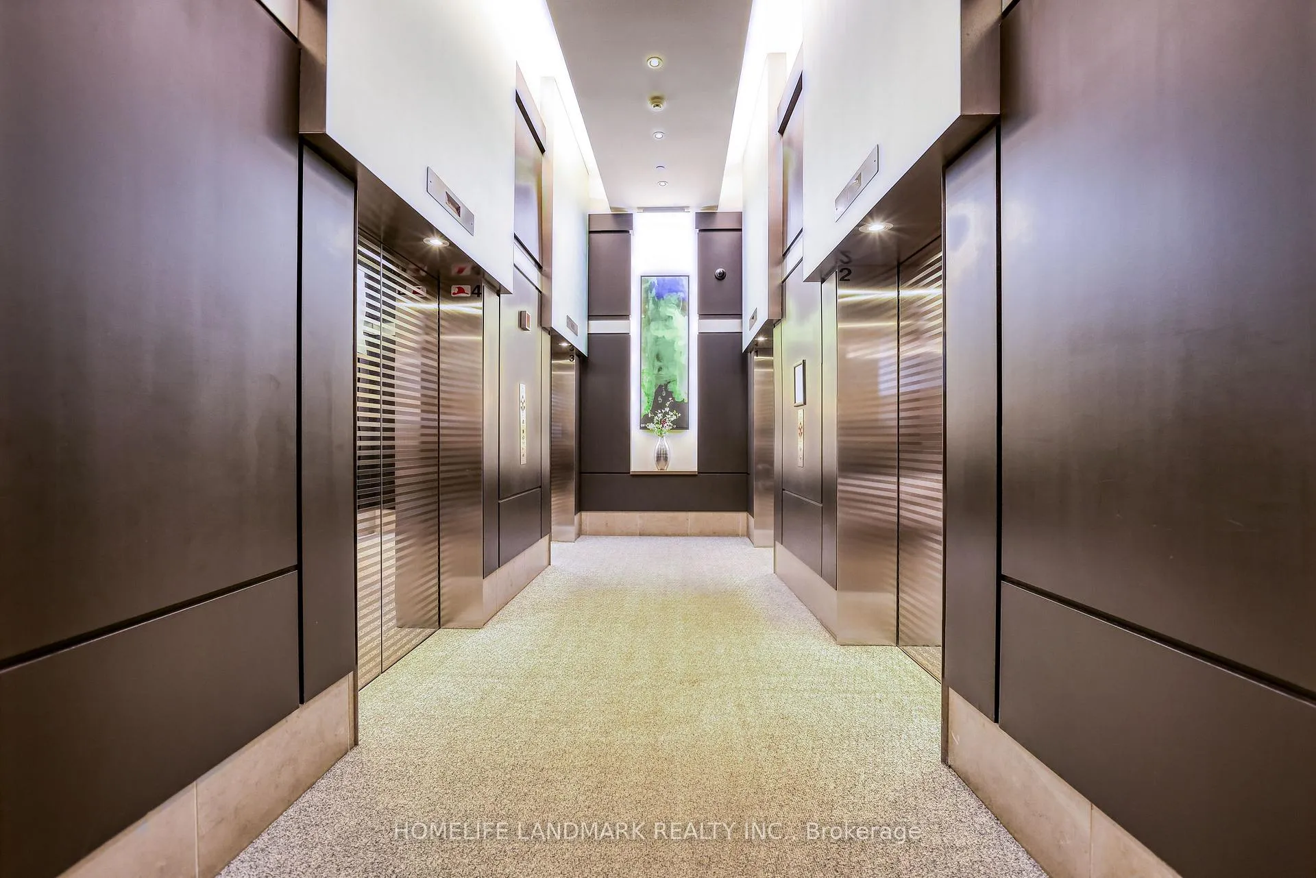 Photo 5 of Unit 2408, 2181 Yonge Street, Toronto, Mount Pleasant West — HOMEH