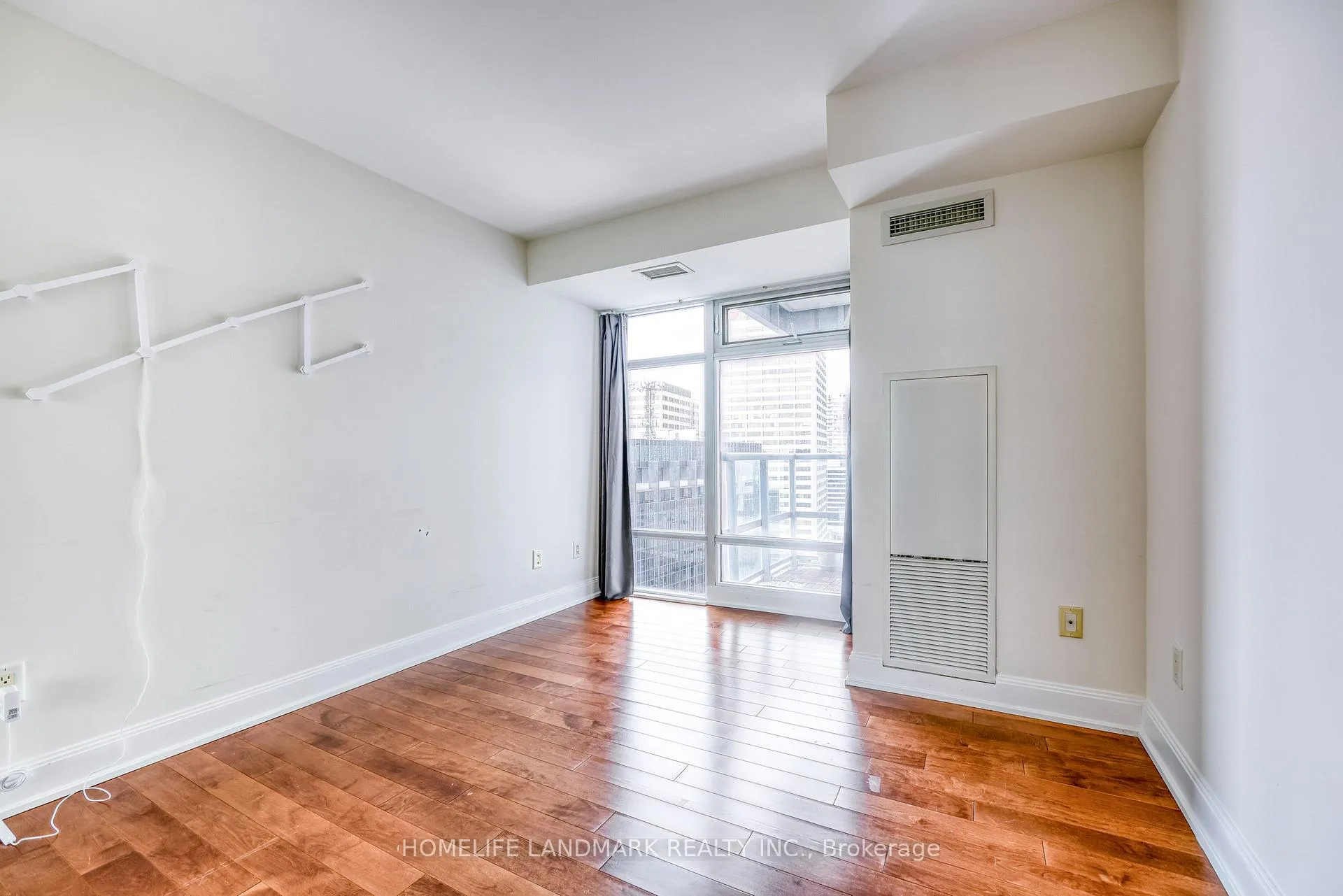 Photo 13 of Unit 2408, 2181 Yonge Street, Toronto, Mount Pleasant West — HOMEH