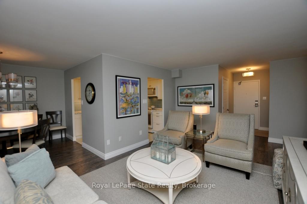 Photo 14 of Unit 1709, 301 Frances Avenue, Hamilton, Stoney Creek — HOMEH