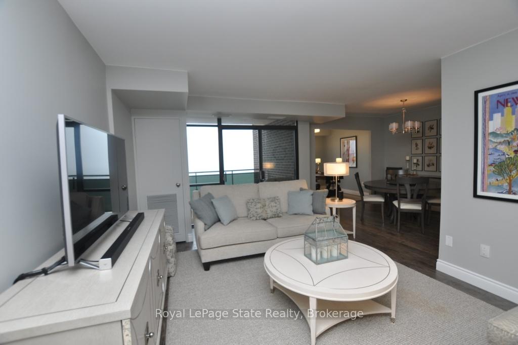 Photo 15 of Unit 1709, 301 Frances Avenue, Hamilton, Stoney Creek — HOMEH