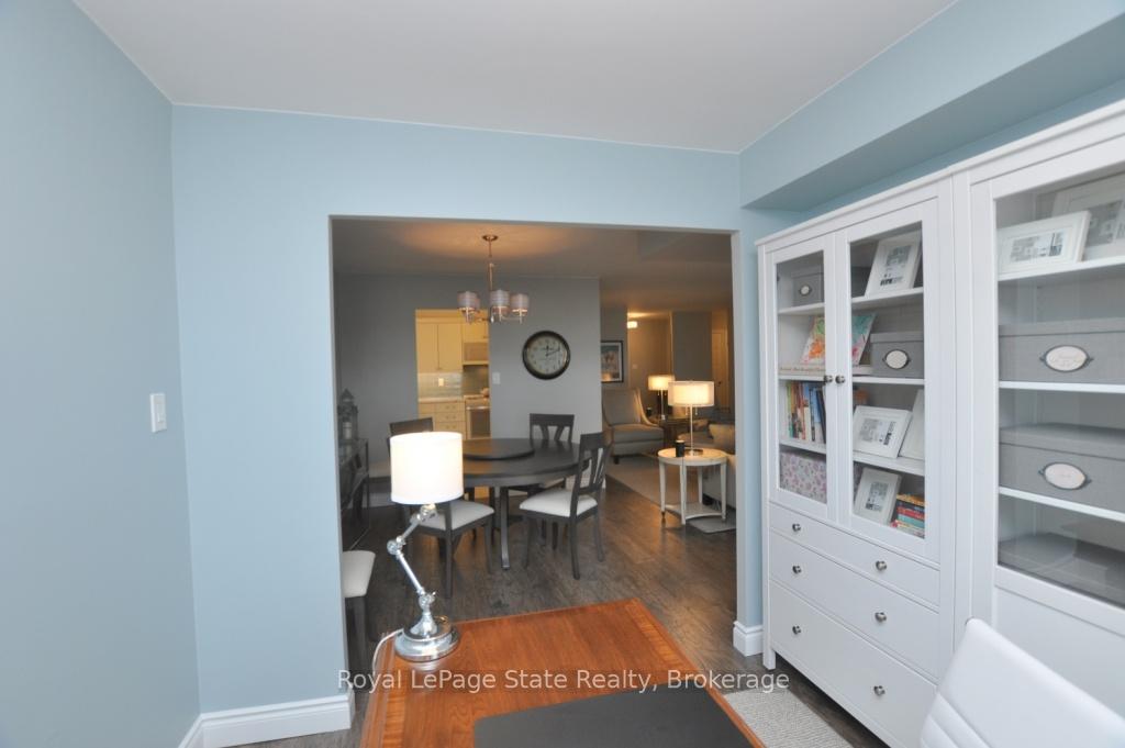 Photo 17 of Unit 1709, 301 Frances Avenue, Hamilton, Stoney Creek — HOMEH