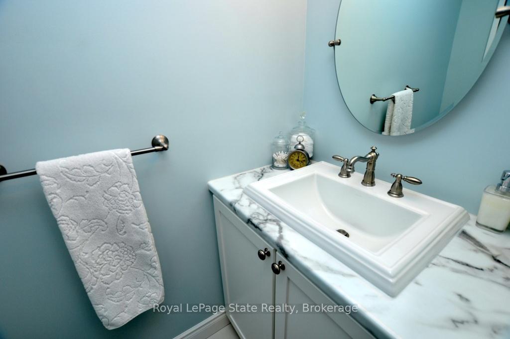 Photo 27 of Unit 1709, 301 Frances Avenue, Hamilton, Stoney Creek — HOMEH