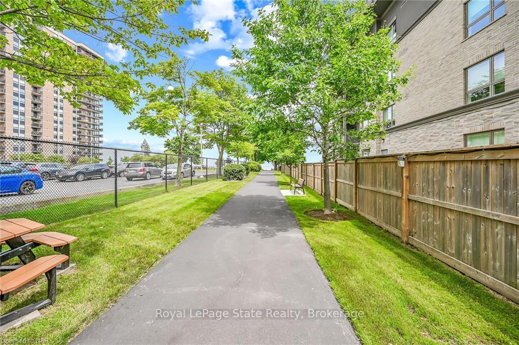 Photo 34 of Unit 1709, 301 Frances Avenue, Hamilton, Stoney Creek — HOMEH
