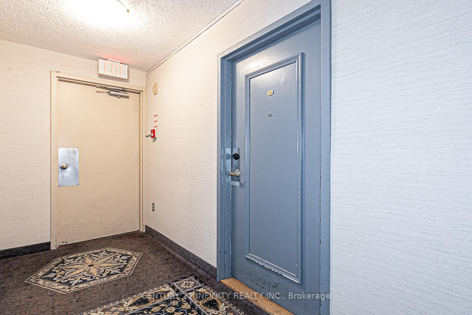 Photo 6 of Unit 314, 10 Edgecliff Golfway, Toronto, Flemingdon Park — HOMEH