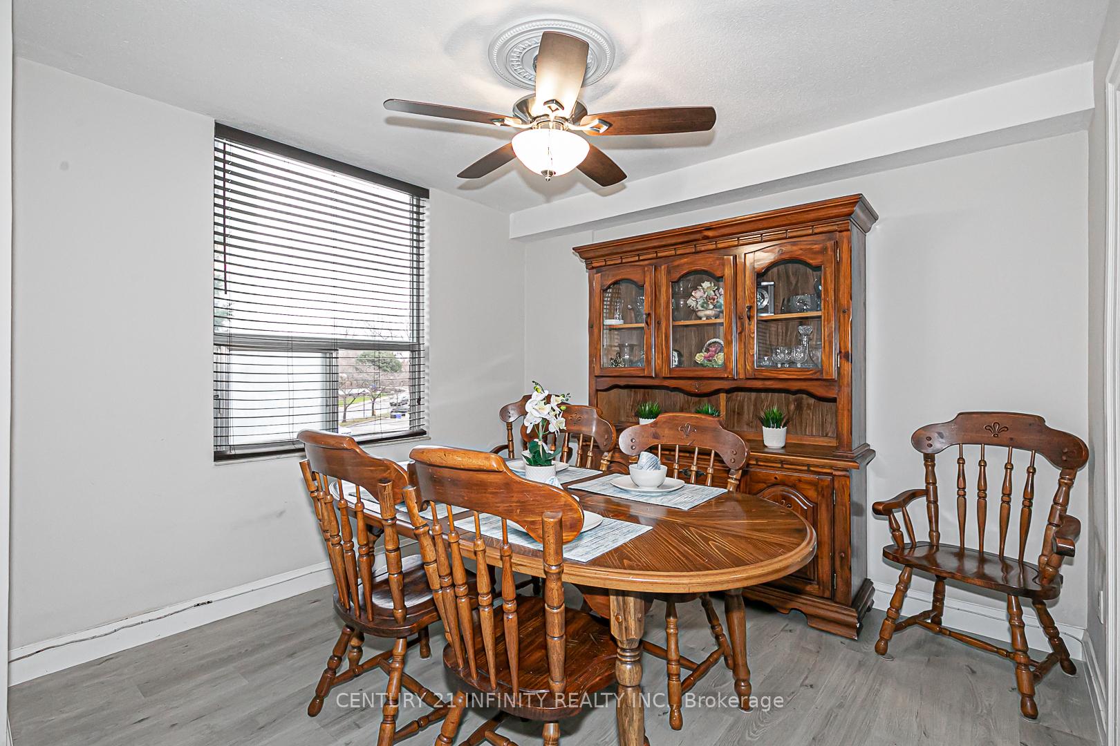 Photo 11 of Unit 314, 10 Edgecliff Golfway, Toronto, Flemingdon Park — HOMEH