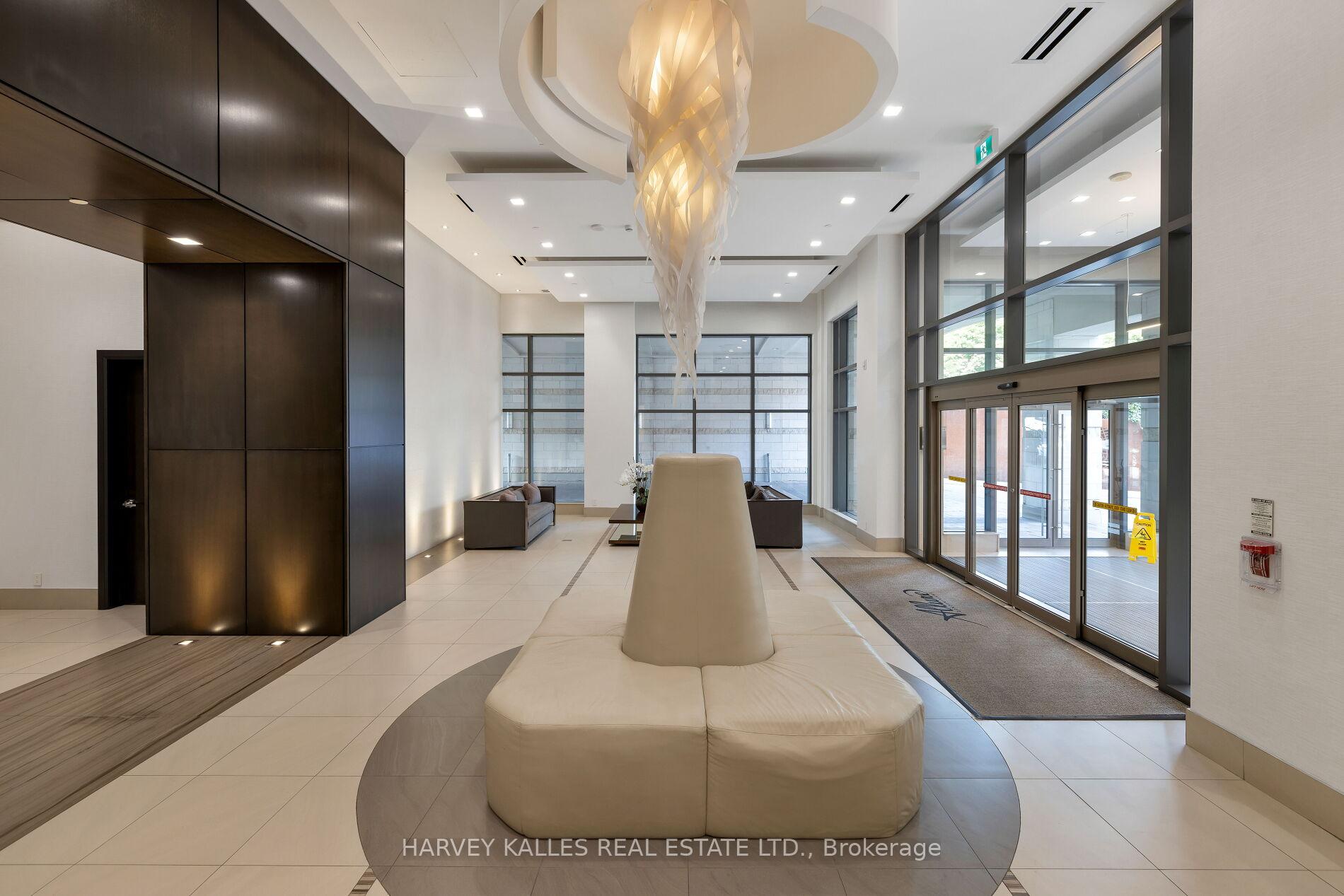 Photo 5 of Unit 1007, 23 Glebe Road W, Toronto, Yonge-Eglinton — HOMEH