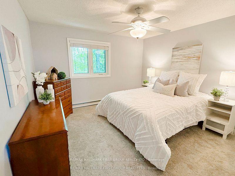 Photo 14 of Unit 5, 75 Southbank Drive, Bracebridge, Macaulay — HOMEH