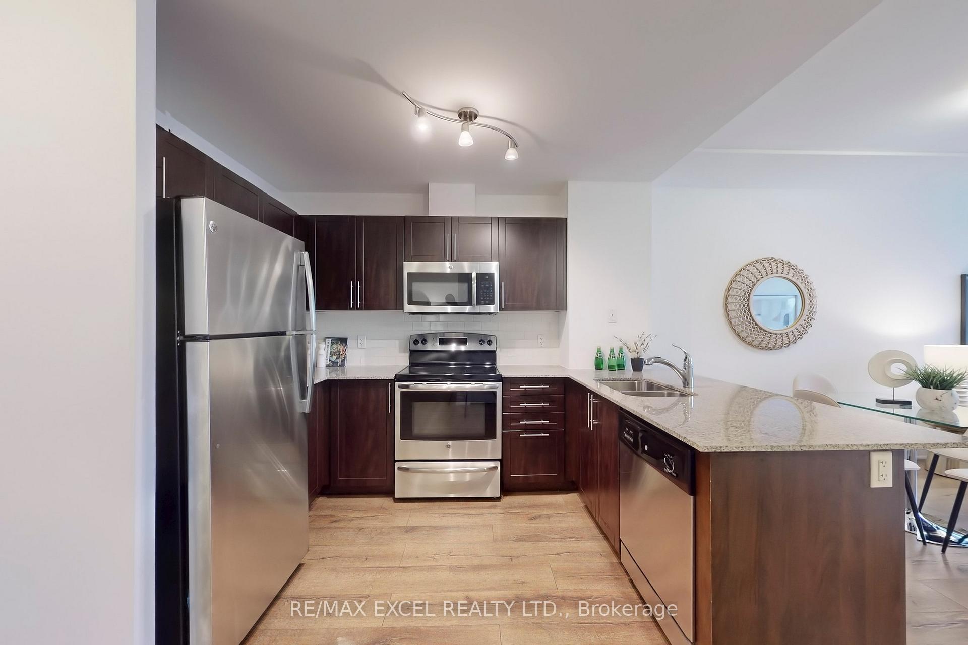 Photo 10 of Unit 327, 68 Main Street, Markham, Markham Village — HOMEH