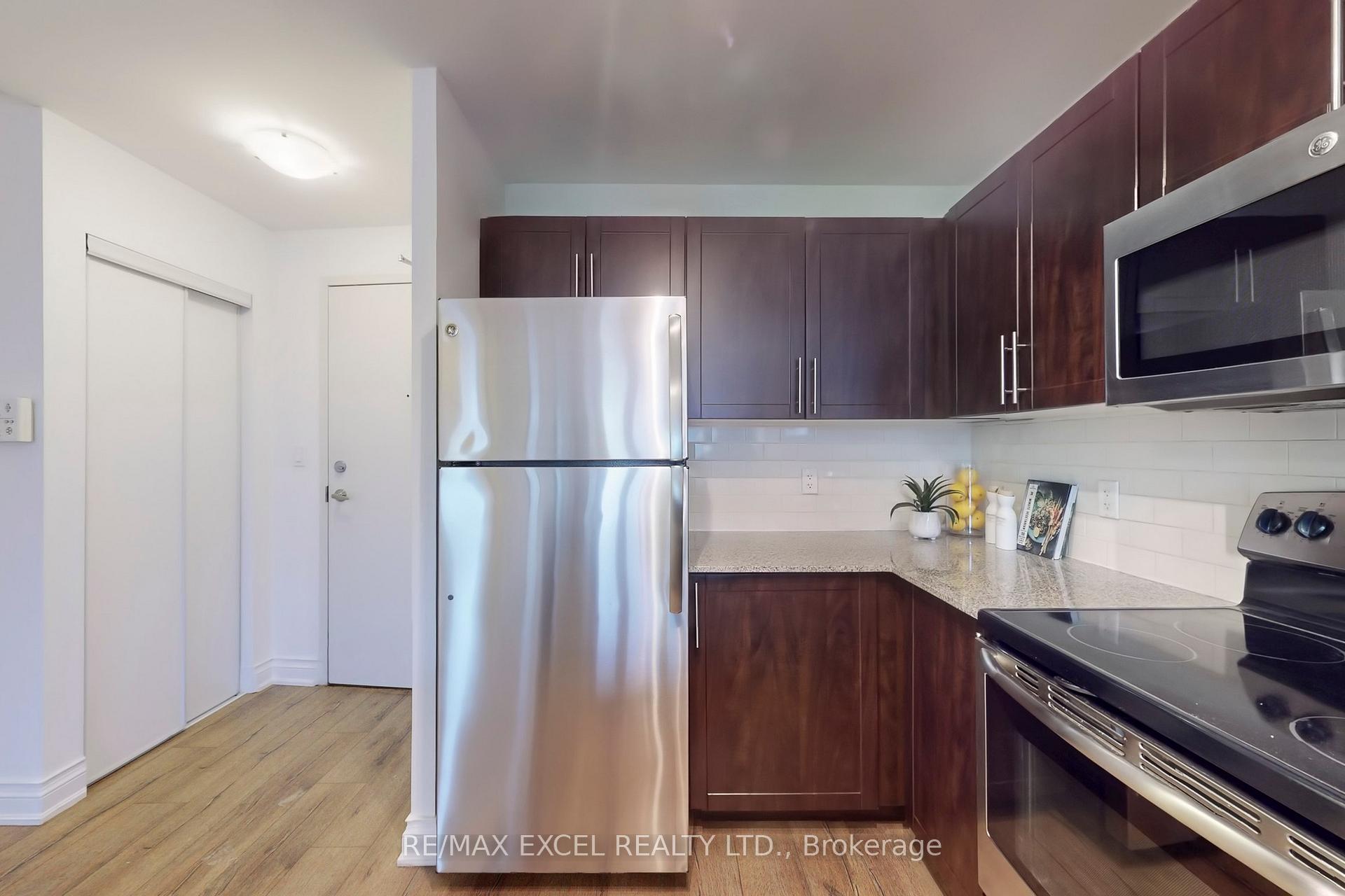 Photo 12 of Unit 327, 68 Main Street, Markham, Markham Village — HOMEH