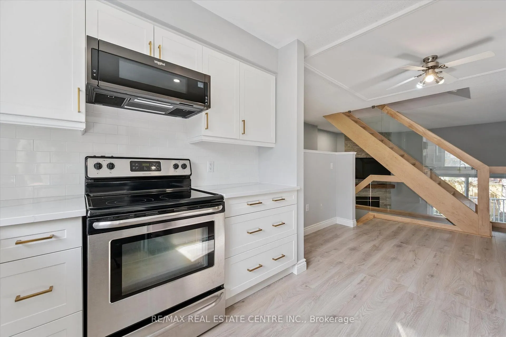 Photo 10 of Unit 5, 589 Beechwood Drive, Waterloo — HOMEH