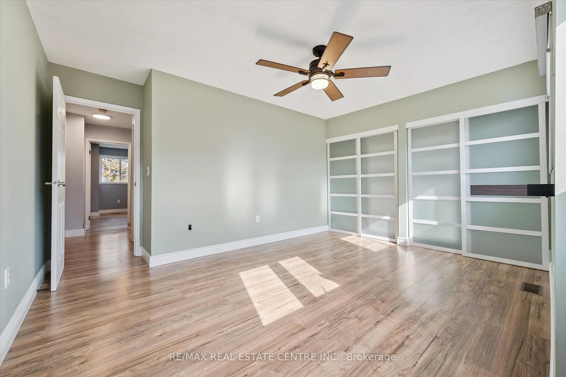 Photo 16 of Unit 5, 589 Beechwood Drive, Waterloo — HOMEH