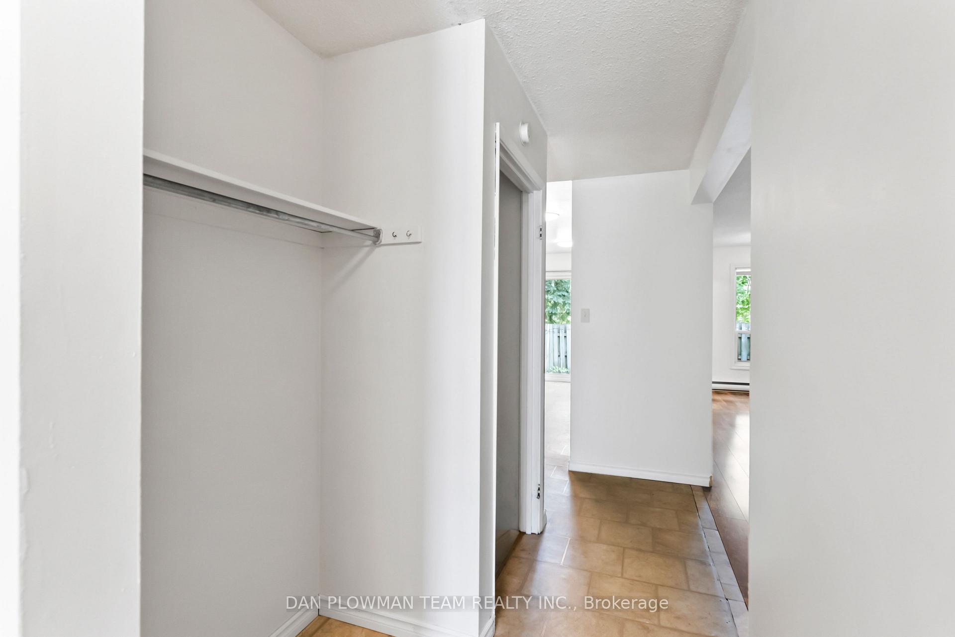 Photo 5 of Unit 13, 450 Bristol Crescent, Oshawa, Vanier — HOMEH