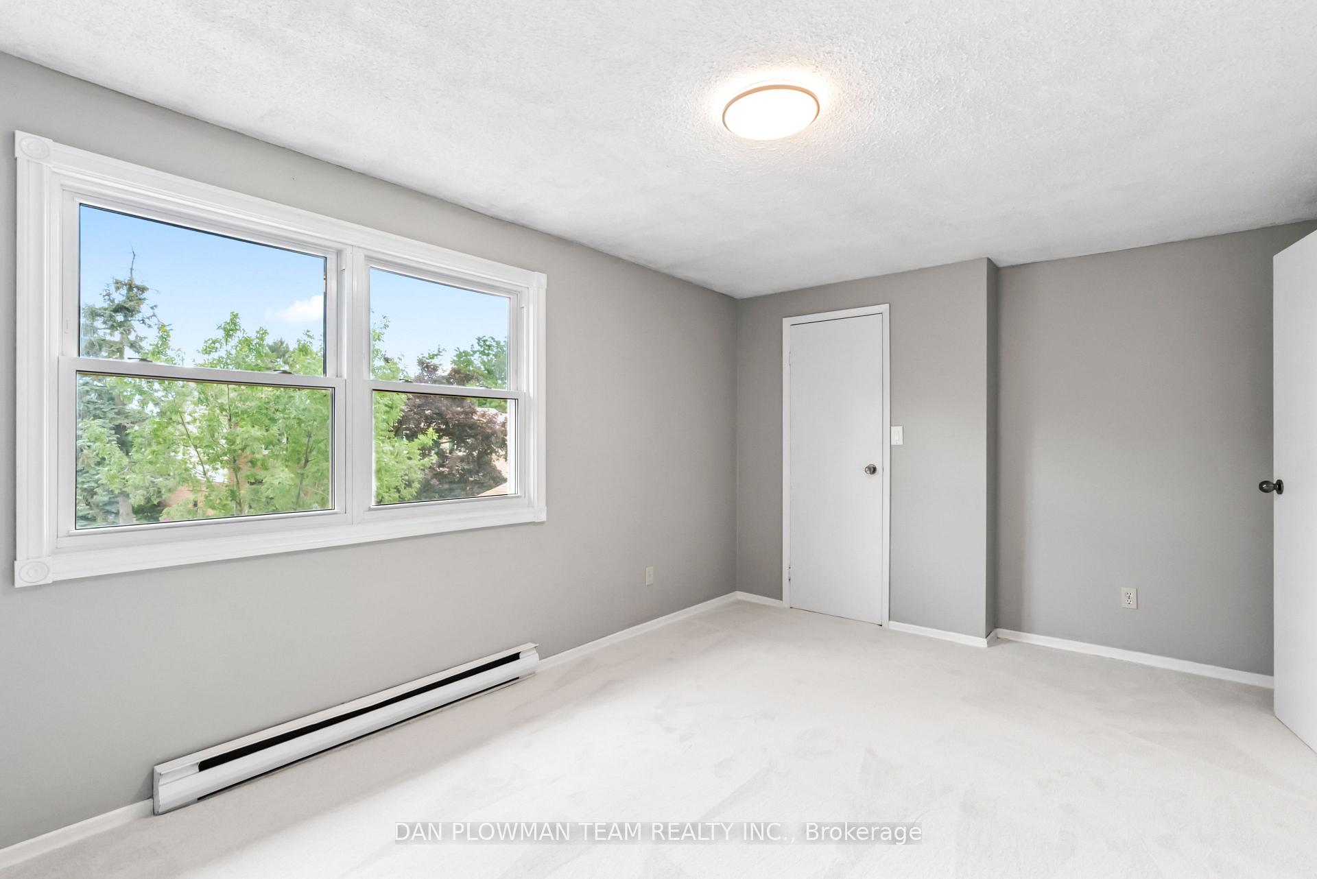 Photo 20 of Unit 13, 450 Bristol Crescent, Oshawa, Vanier — HOMEH