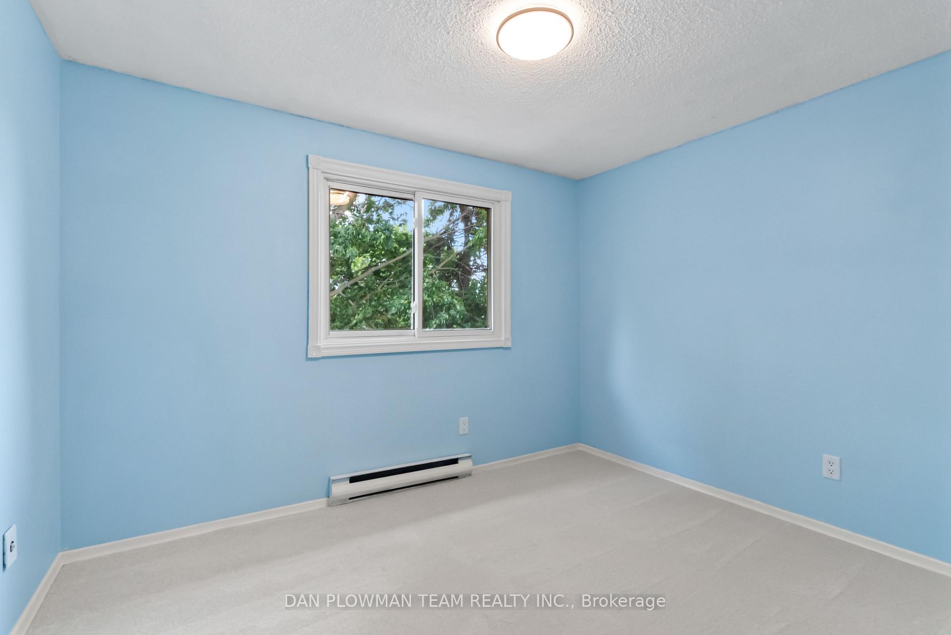 Photo 22 of Unit 13, 450 Bristol Crescent, Oshawa, Vanier — HOMEH