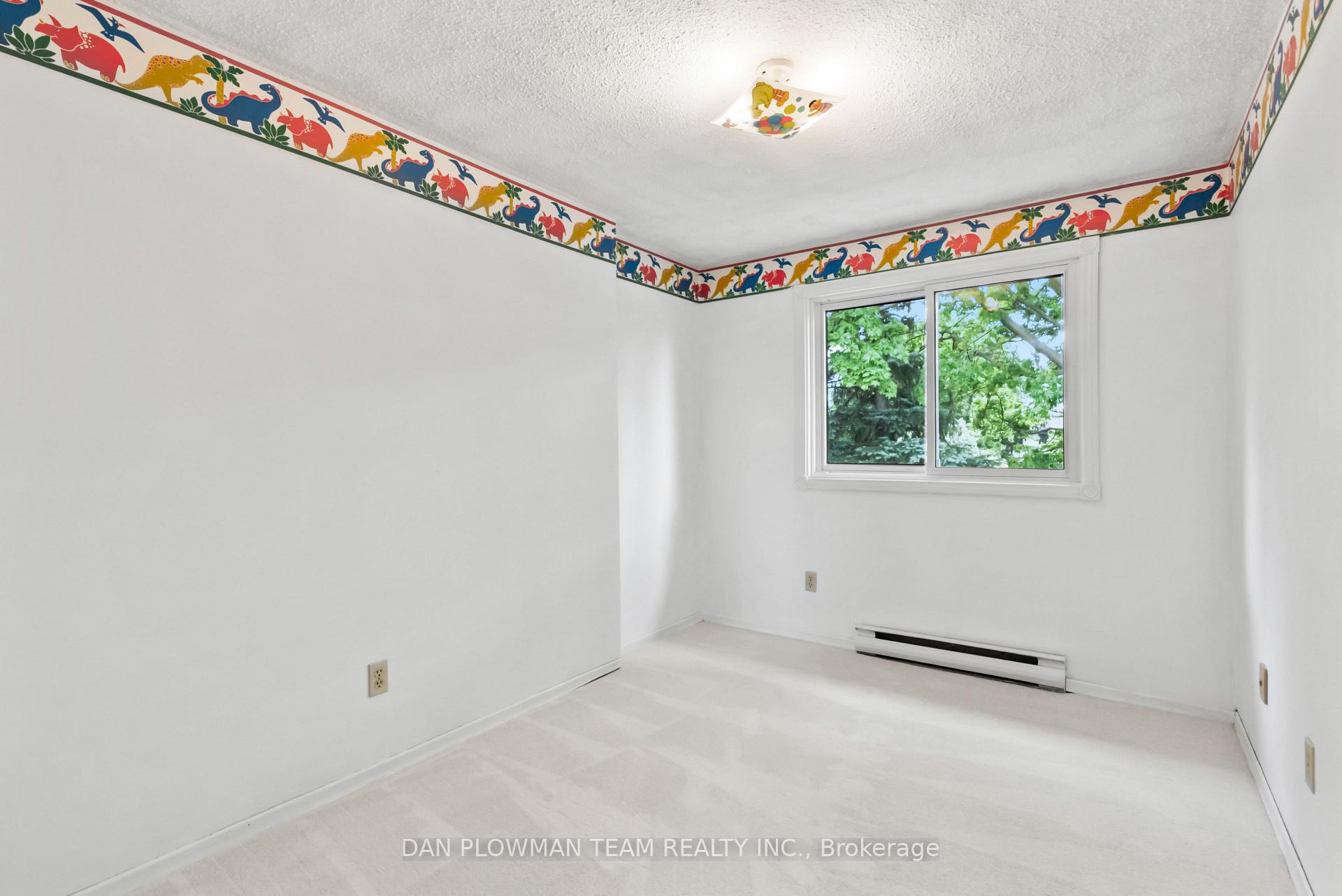 Photo 24 of Unit 13, 450 Bristol Crescent, Oshawa, Vanier — HOMEH