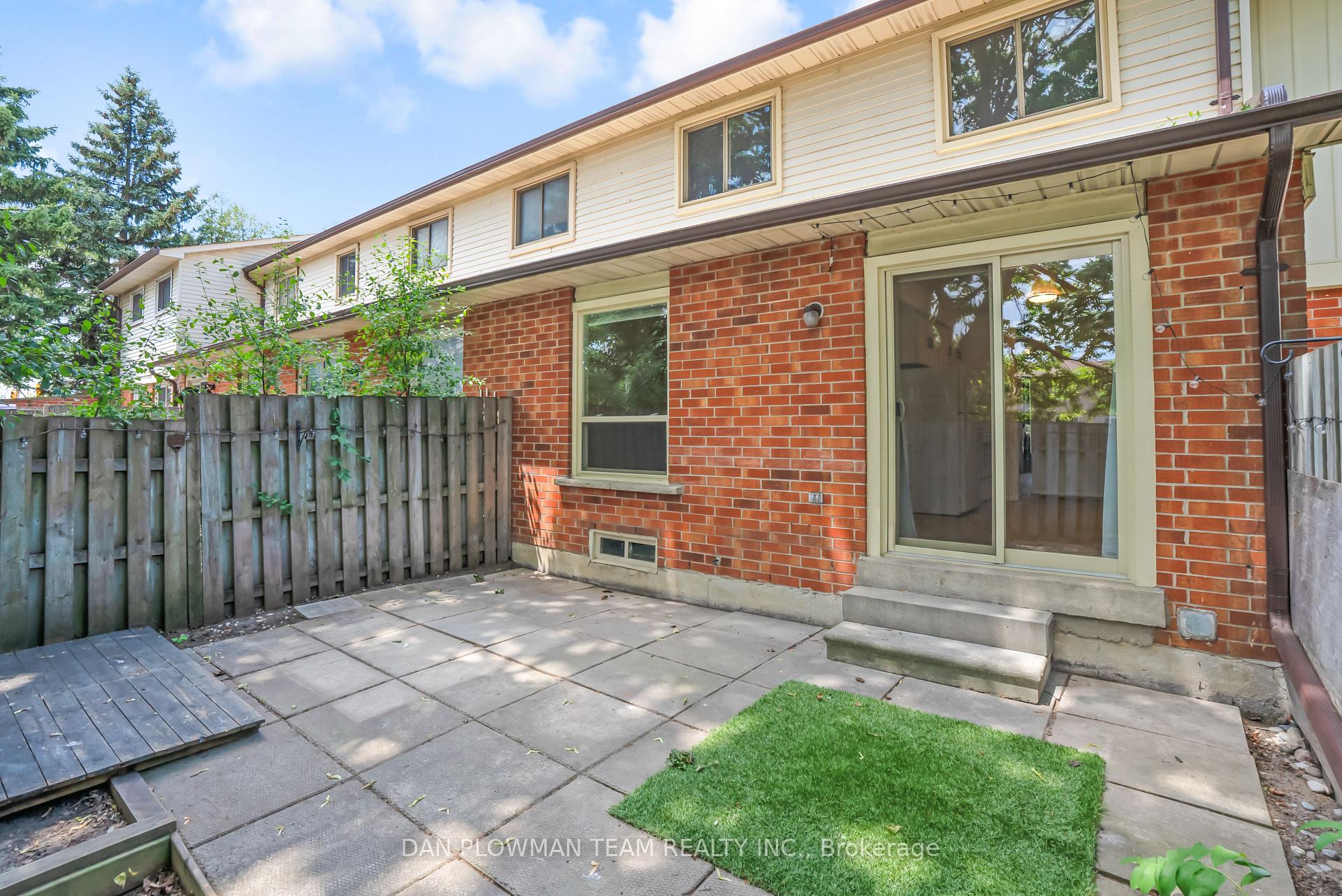 Photo 36 of Unit 13, 450 Bristol Crescent, Oshawa, Vanier — HOMEH